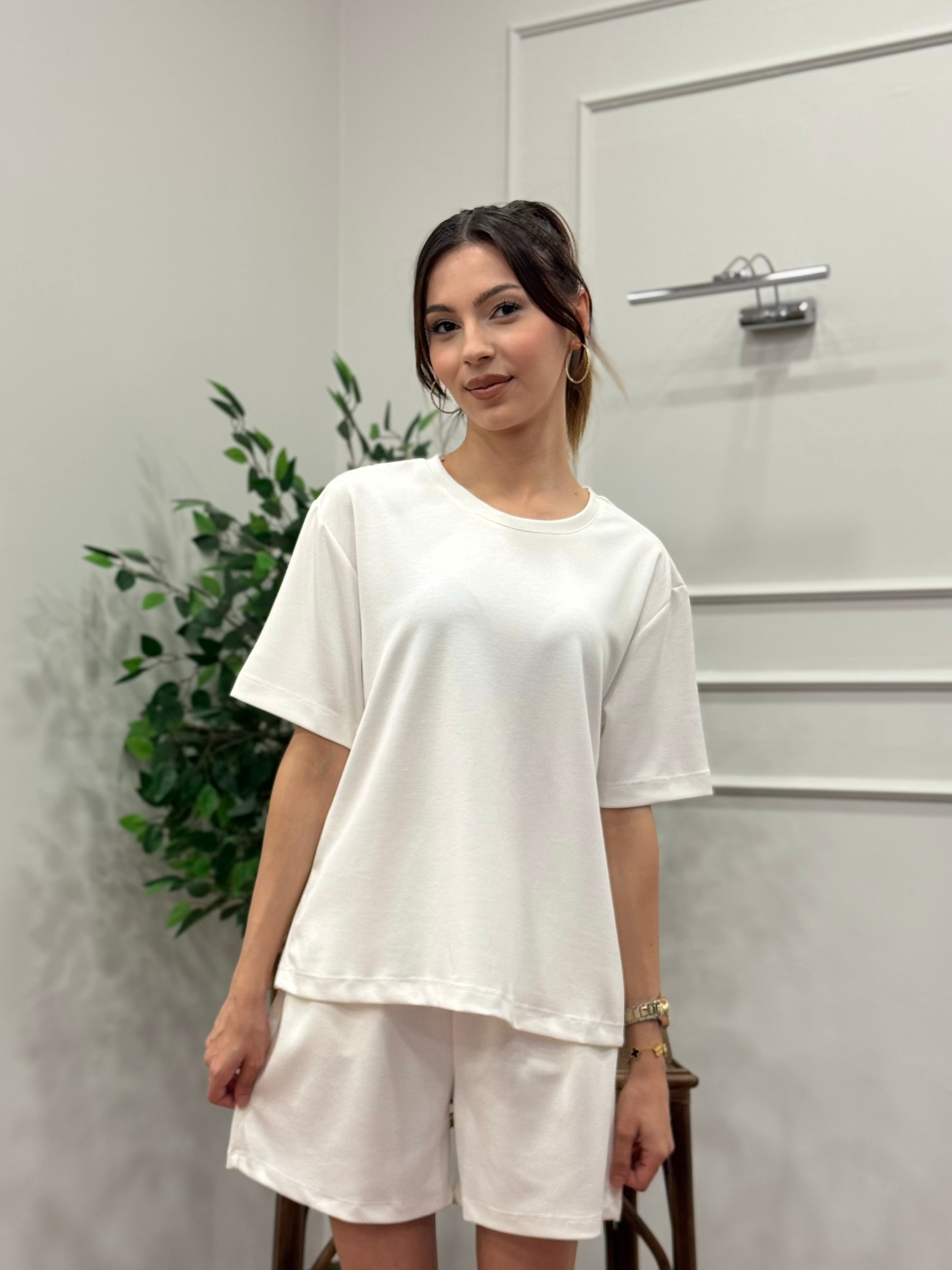 Modal Kumaş Oversize Bluz Şortlu Takım Beyaz