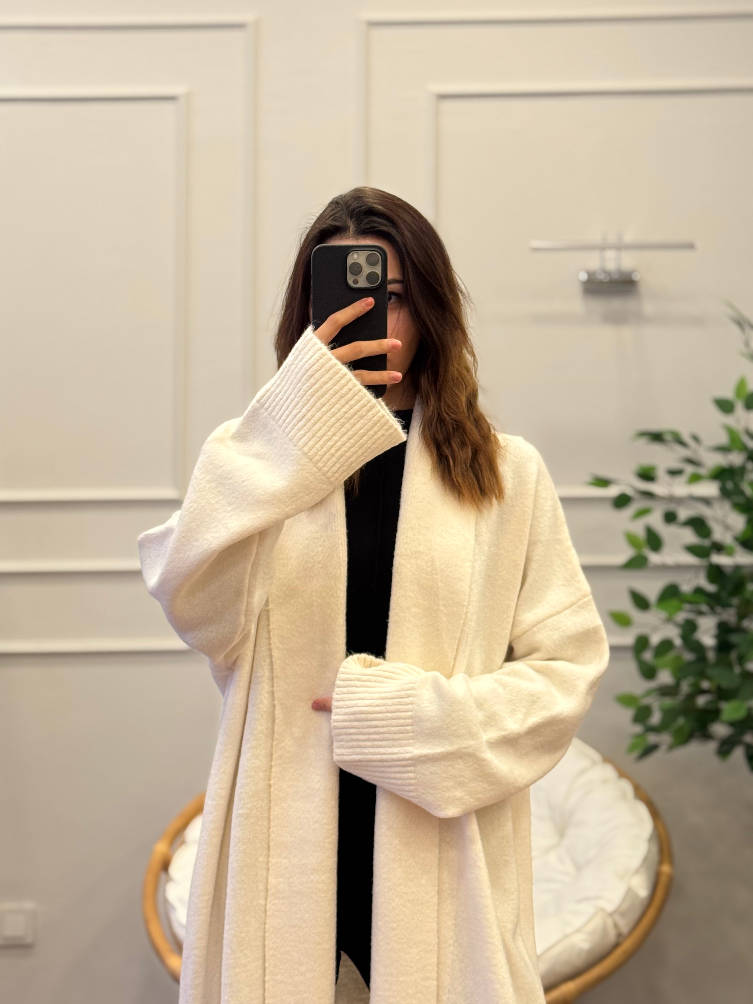 Şal Yaka Oversize Ekru Uzun Hırka