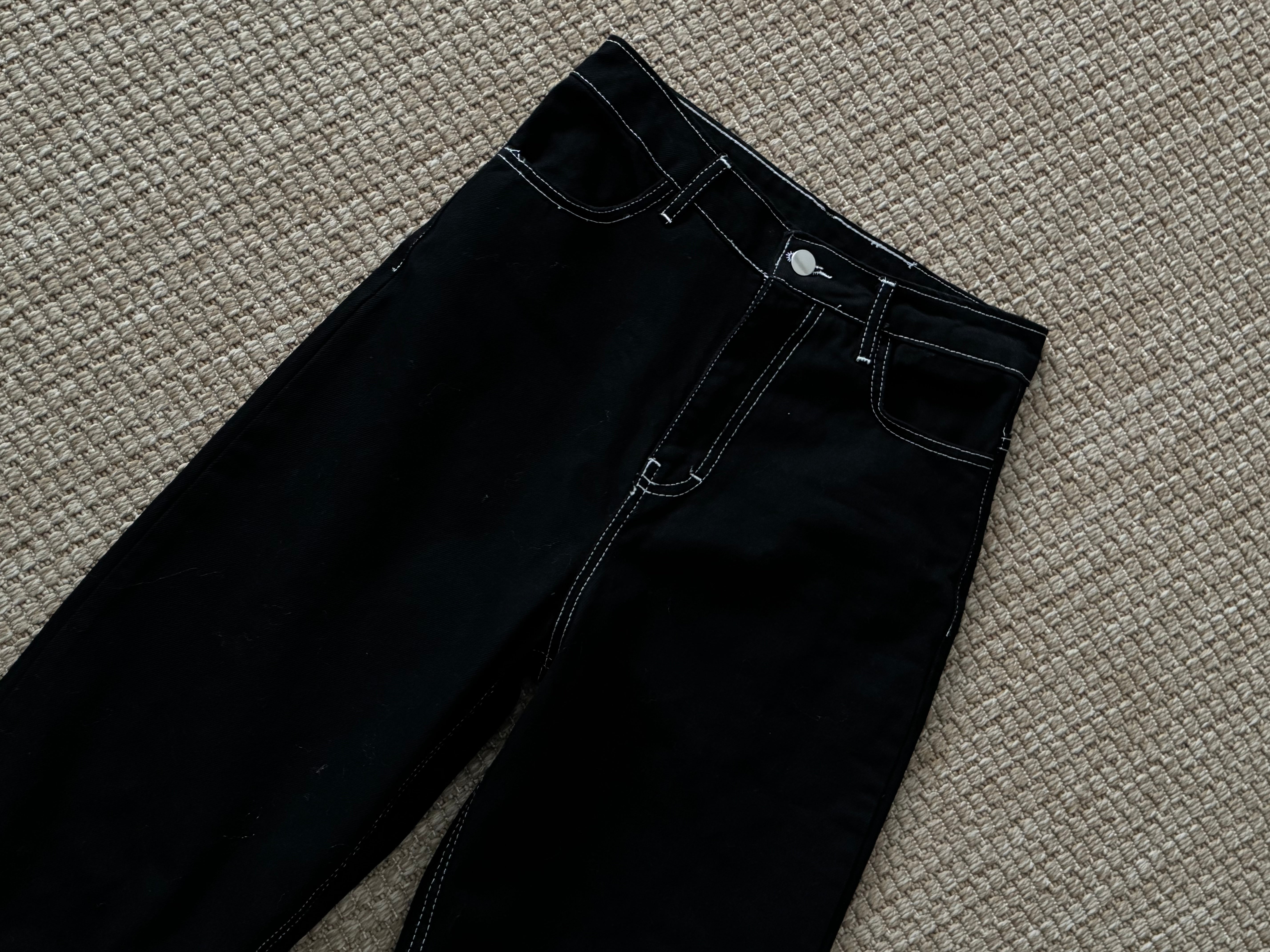 Neptün Denim Deri Garnili Siyah Takım