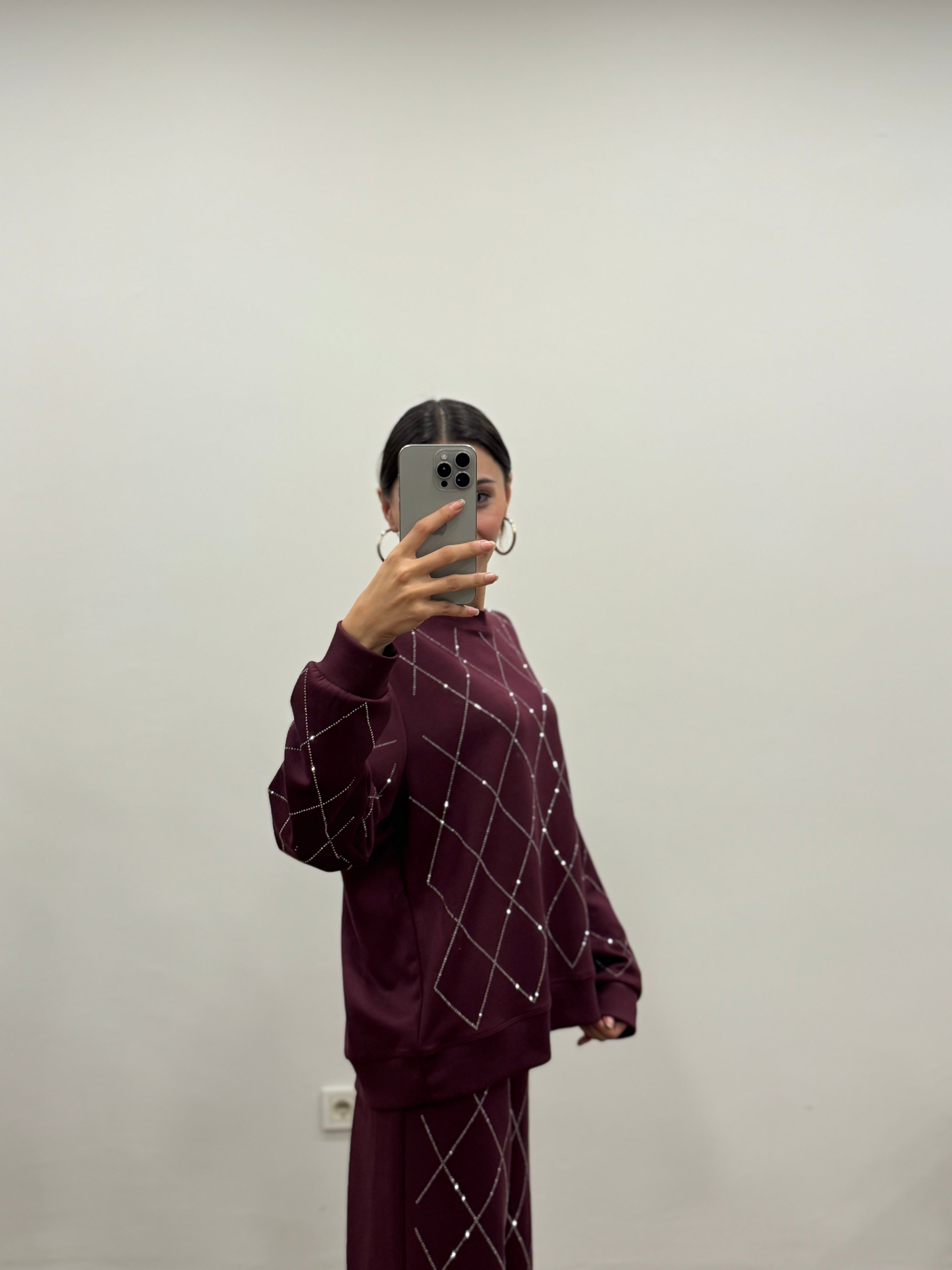 Baklava Desen Taşlı Bordo Takım