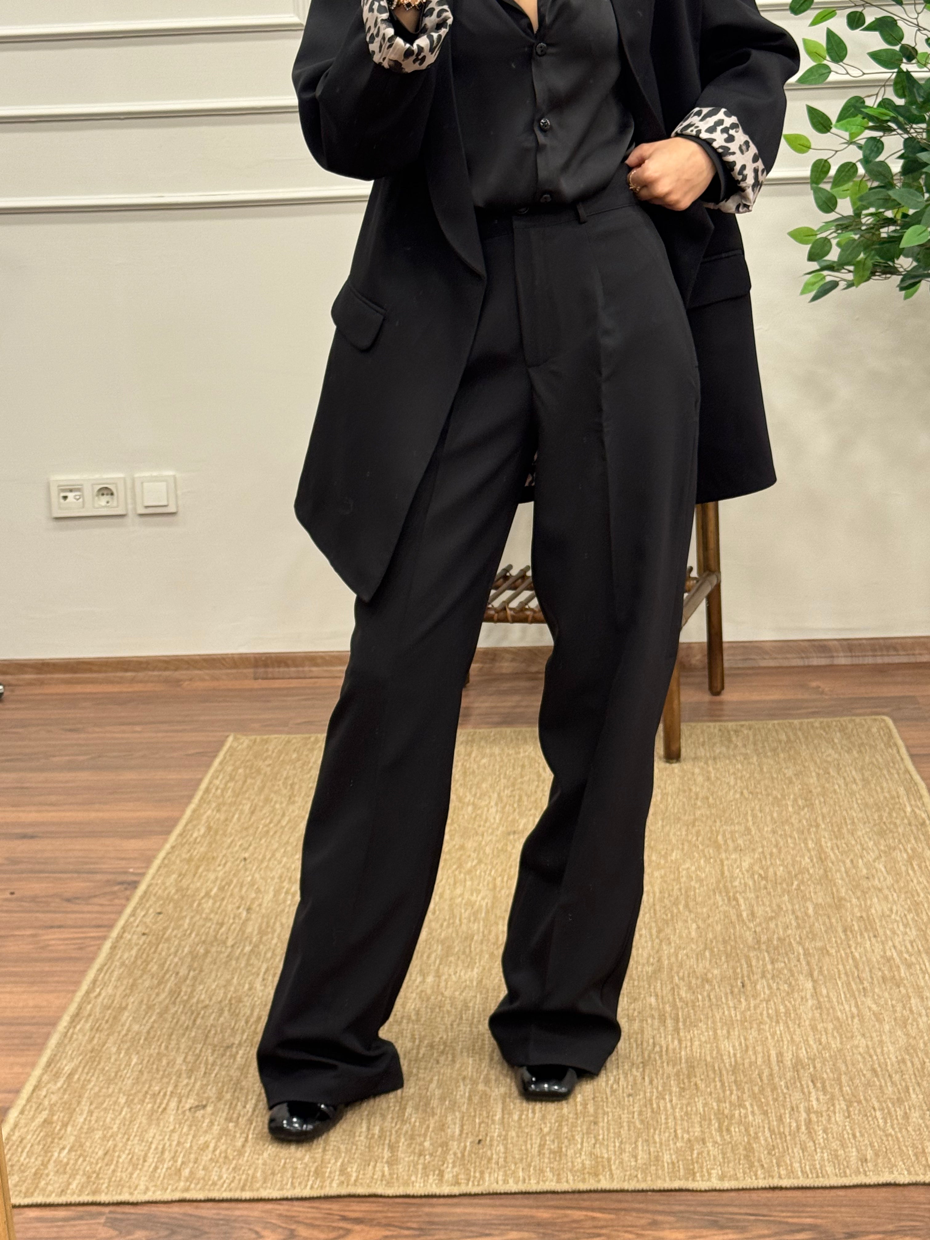 Siyah Vatkalı İçi Astarlı Blazer Palazzo Pantolon Premium Takım