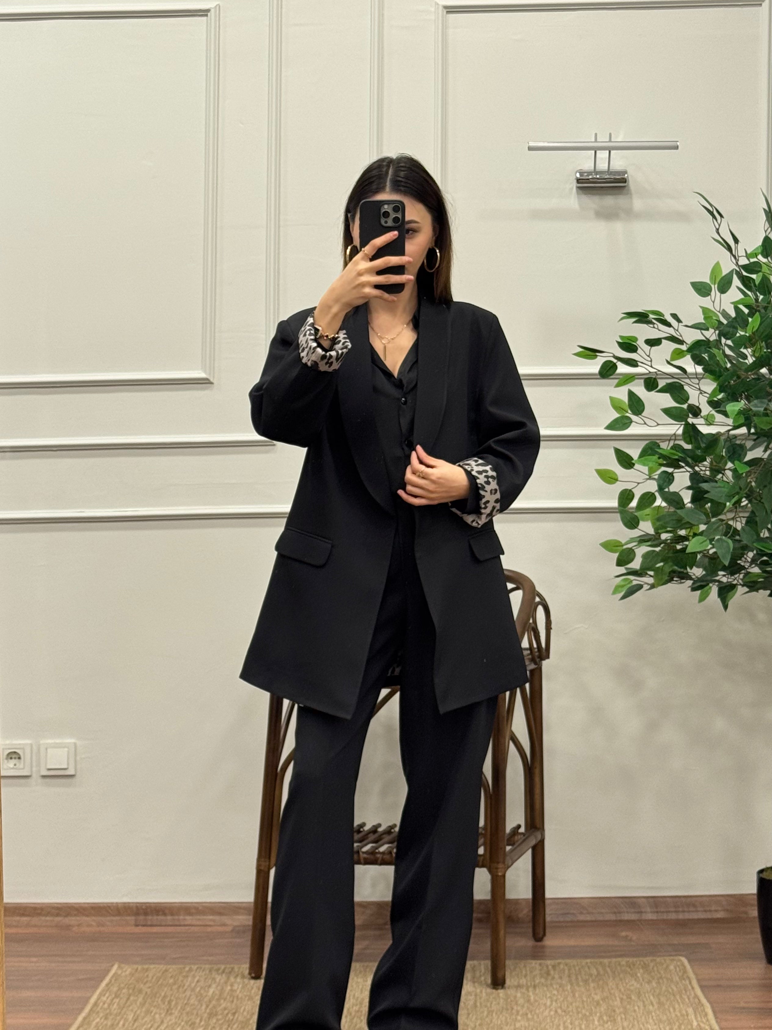 Siyah Vatkalı İçi Astarlı Blazer Palazzo Pantolon Premium Takım