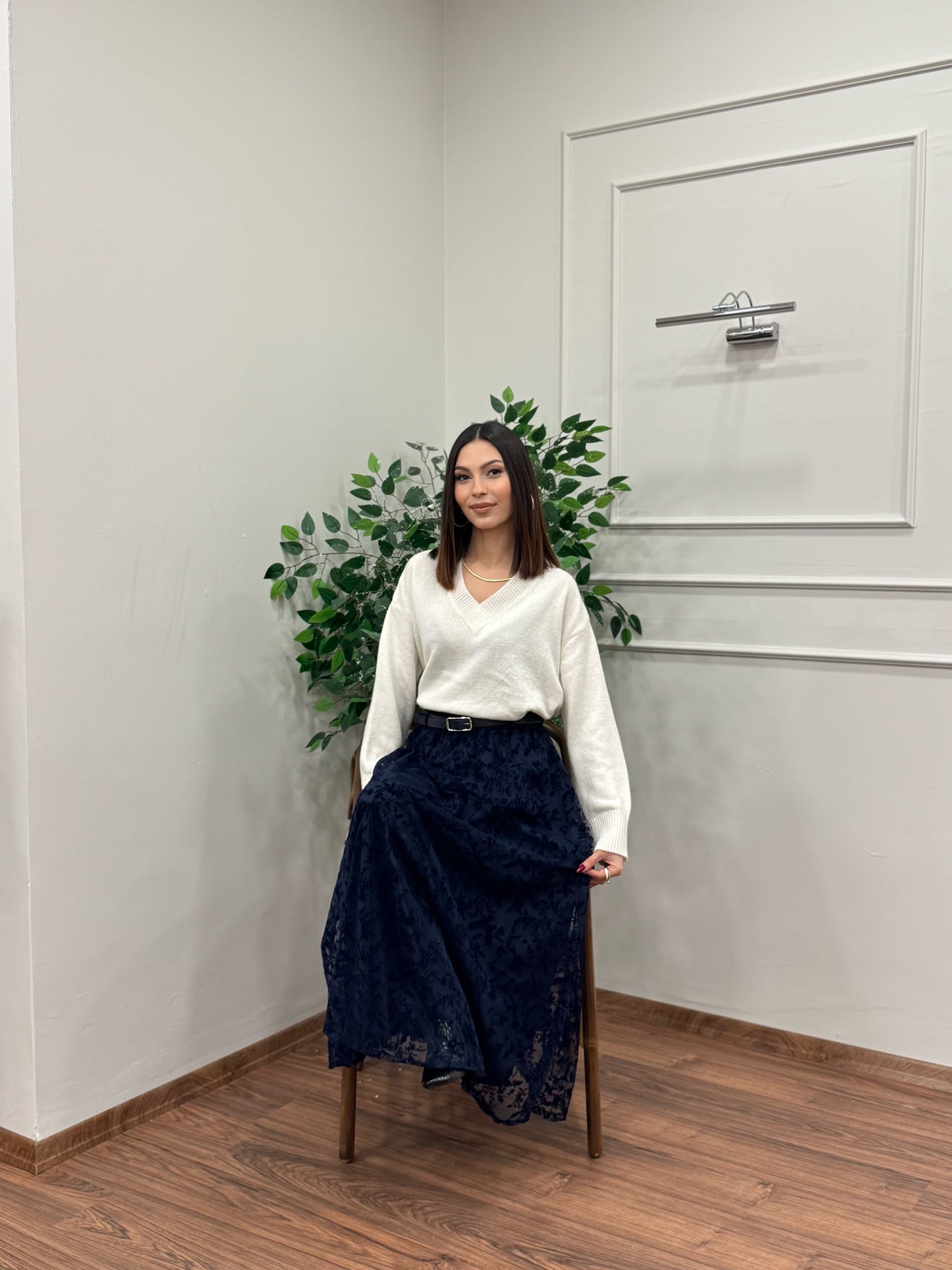 Liz İşlemeli Astarlı Kemerli Lacivert Etek