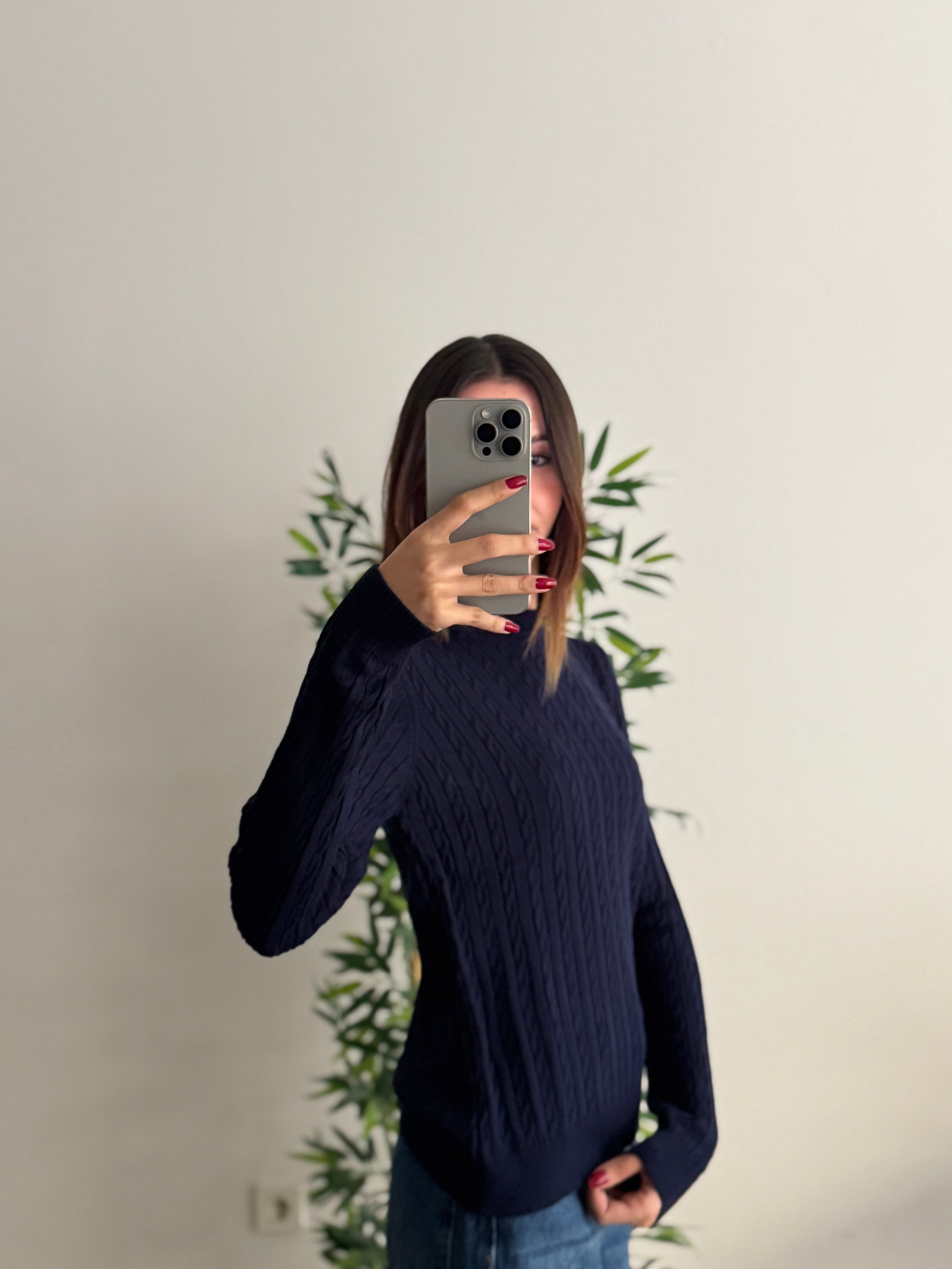 Örgü Detay Lacivert Bluz