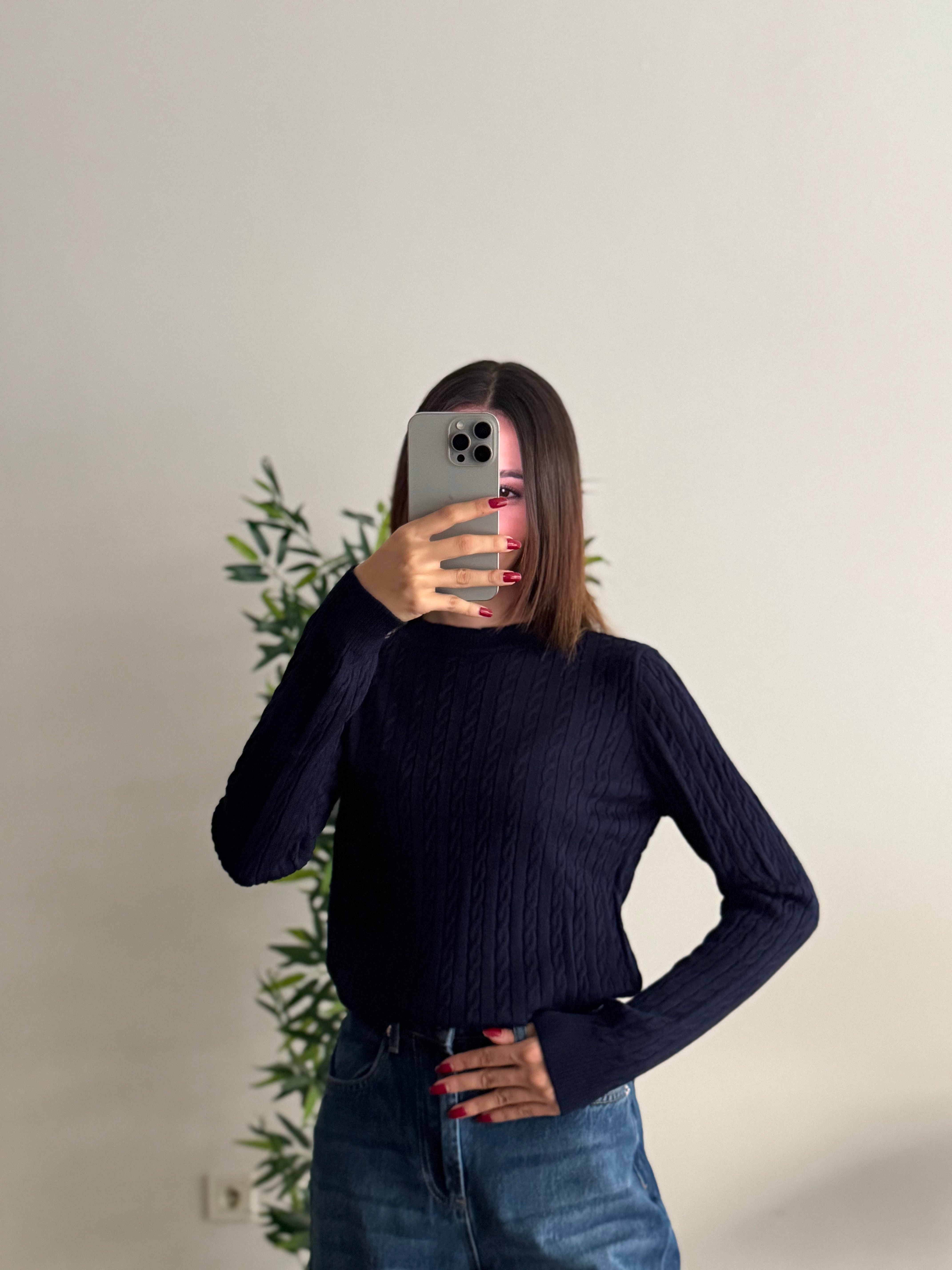 Örgü Detay Lacivert Bluz