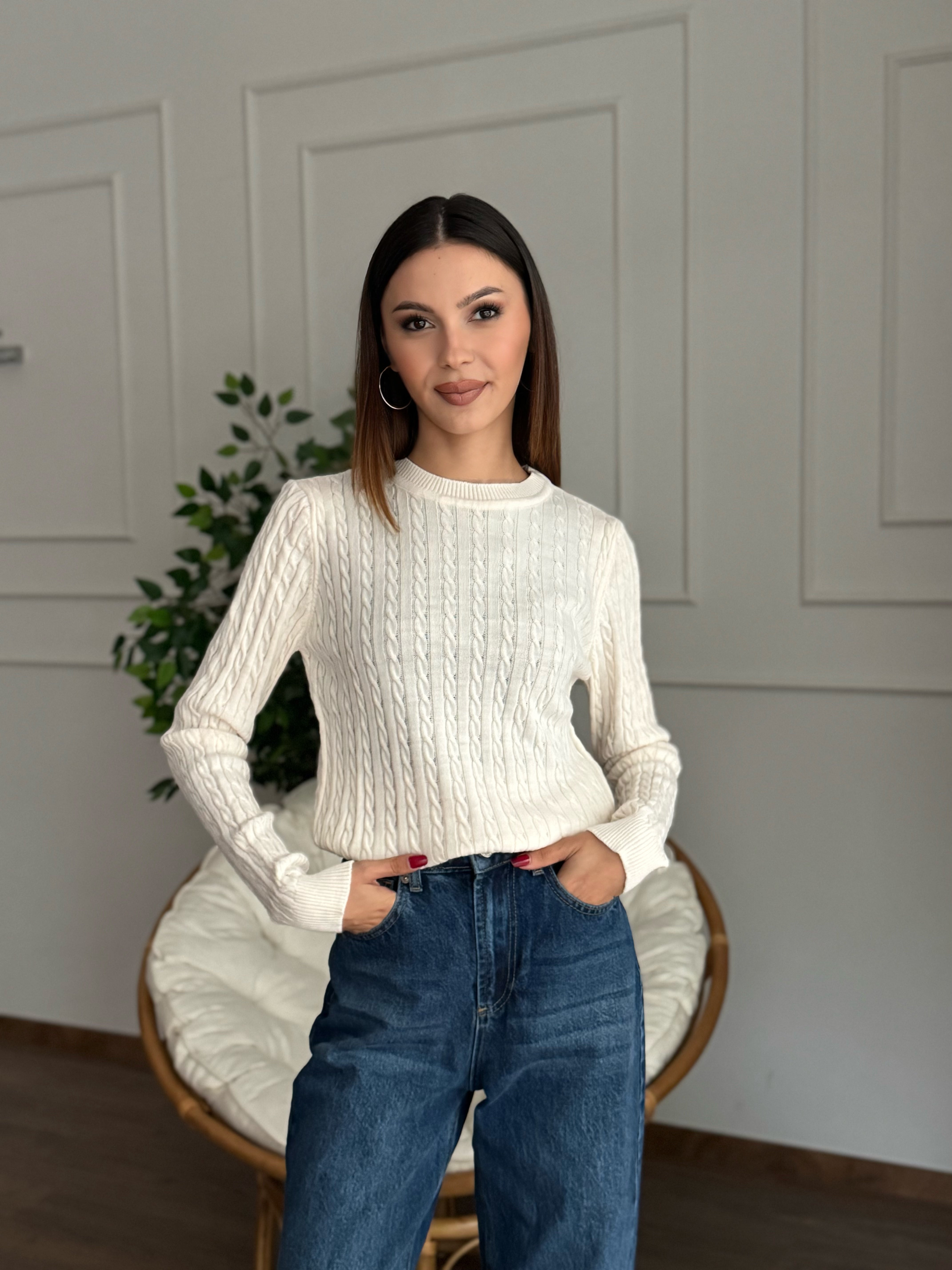 Örgü Detay Beyaz Bluz