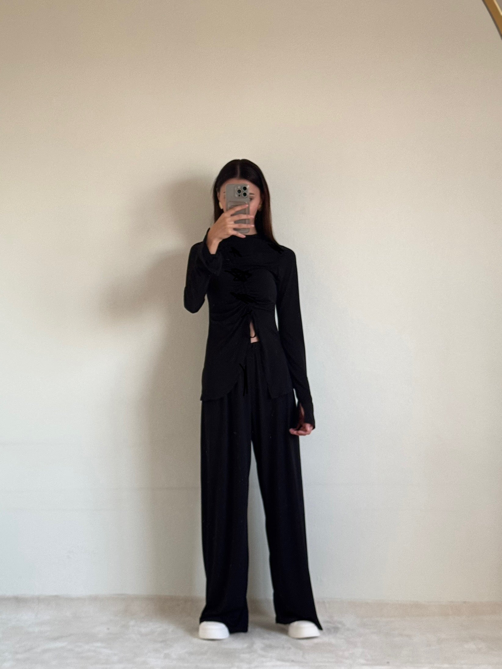 Luna Asimetrik Kesim Siyah Takım