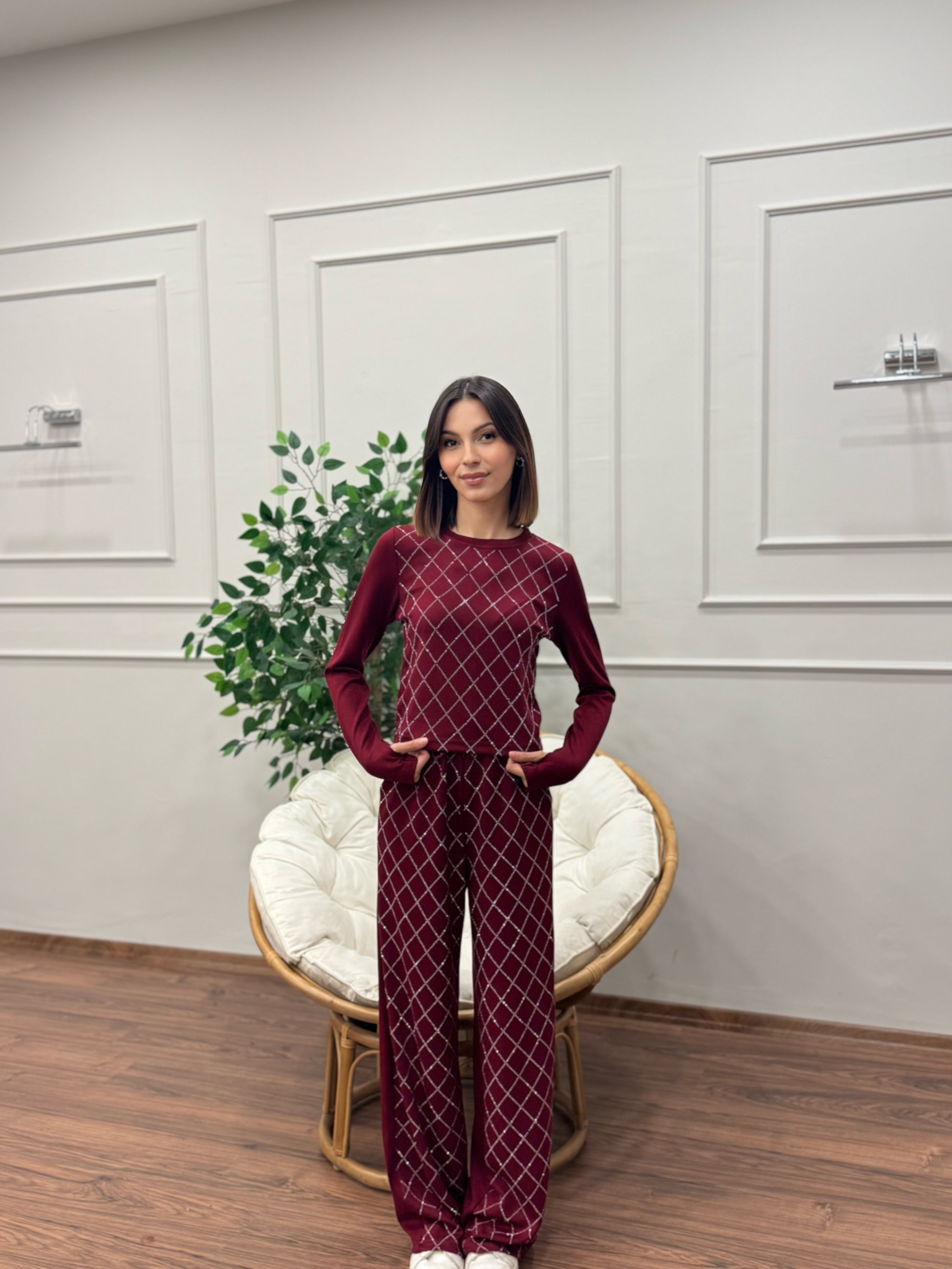 Moly Baklava Desen Taşlı Bordo Crop Pantolon Takım