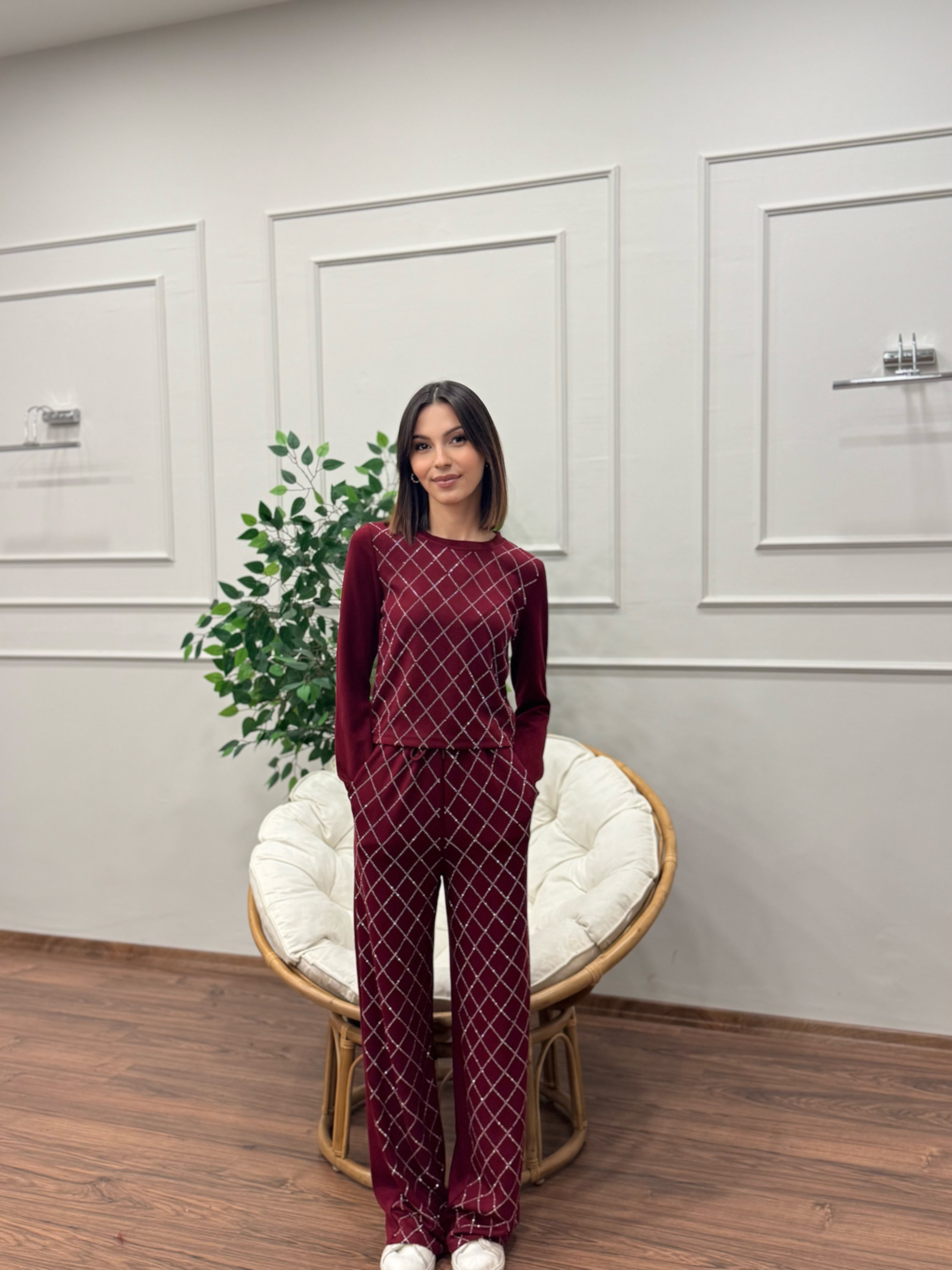 Moly Baklava Desen Taşlı Bordo Crop Pantolon Takım