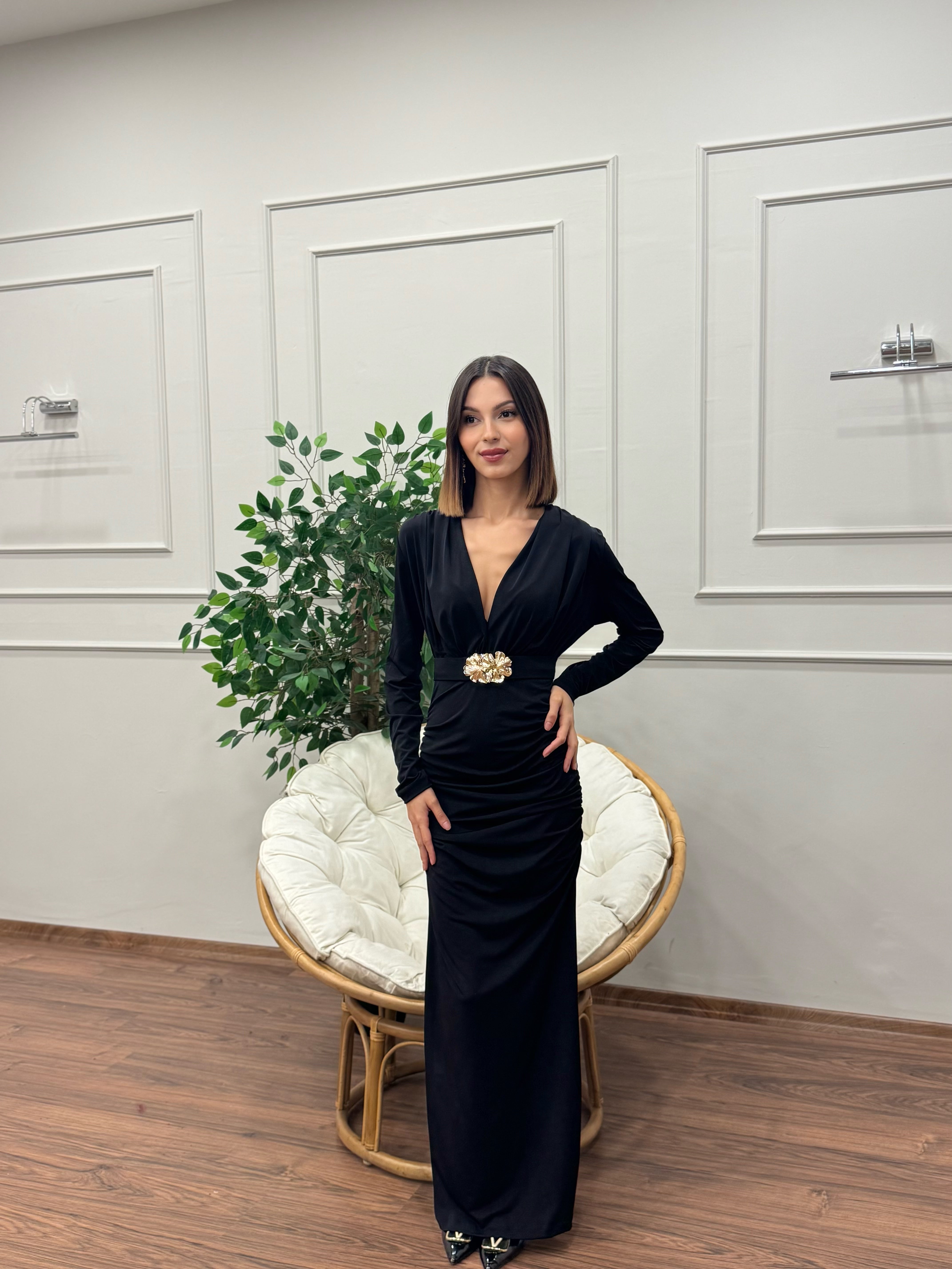 Gold Goddess Drape Detay Siyah Elbise