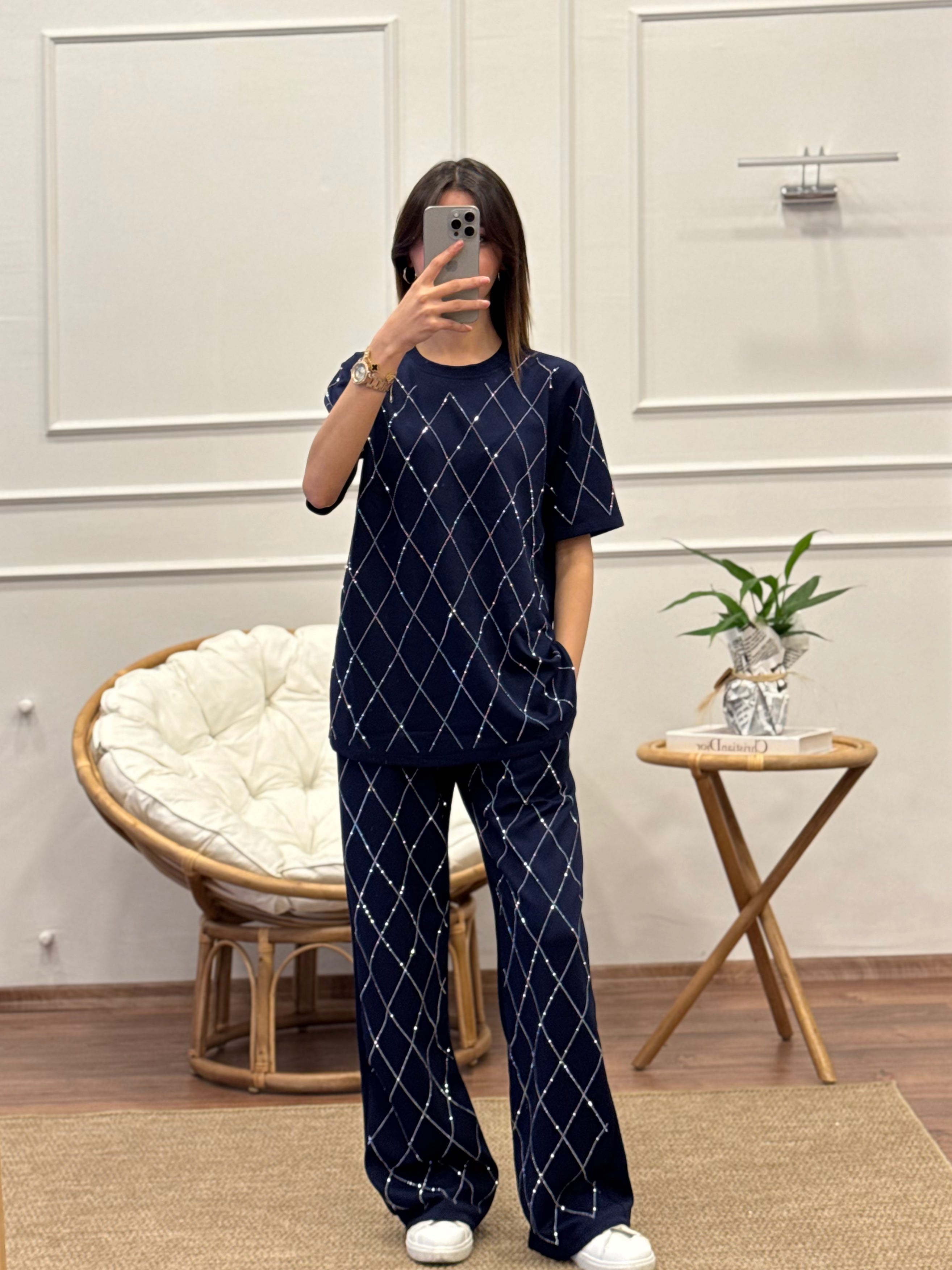 Oys Baklava Desen Taş Baskı Lacivert Bluz Pantolon Takım