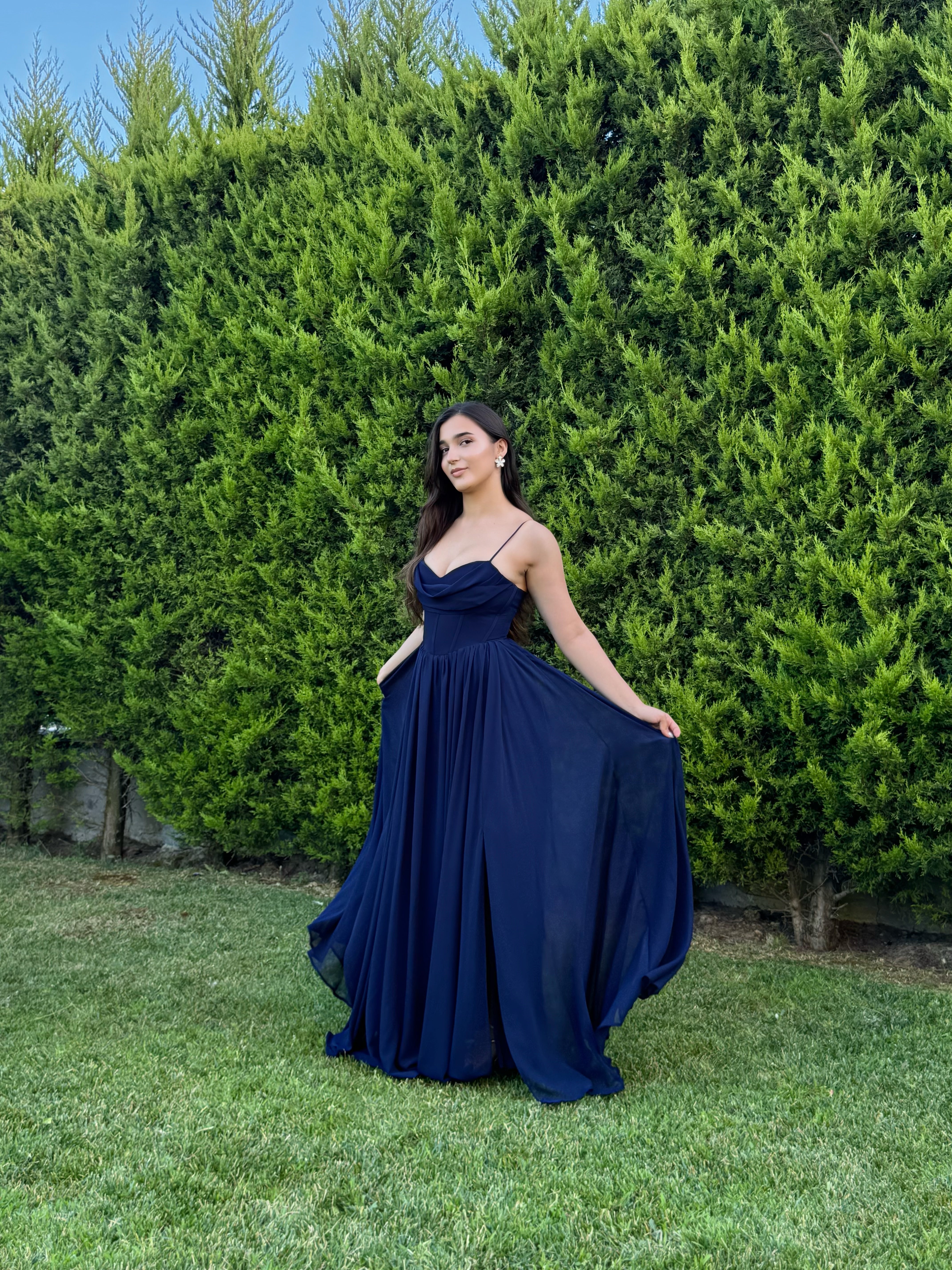 'Lovely' Göğüs Drape Sırt Detay Yırtmaçlı Lacivert Abiye