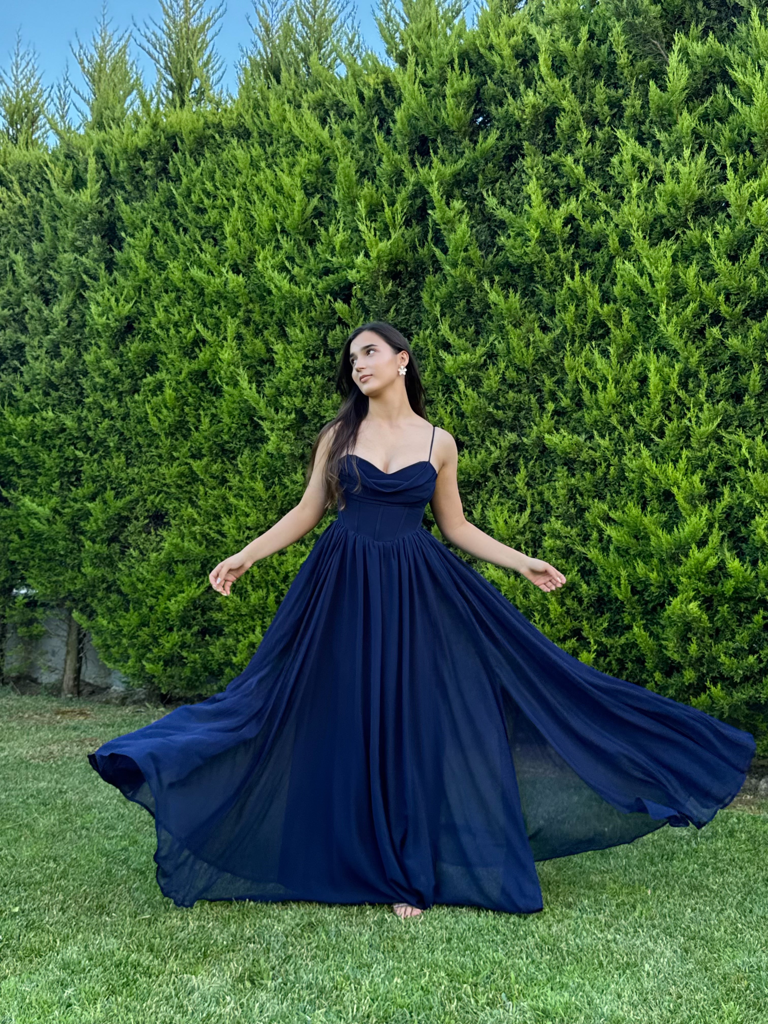 'Lovely' Göğüs Drape Sırt Detay Yırtmaçlı Lacivert Abiye