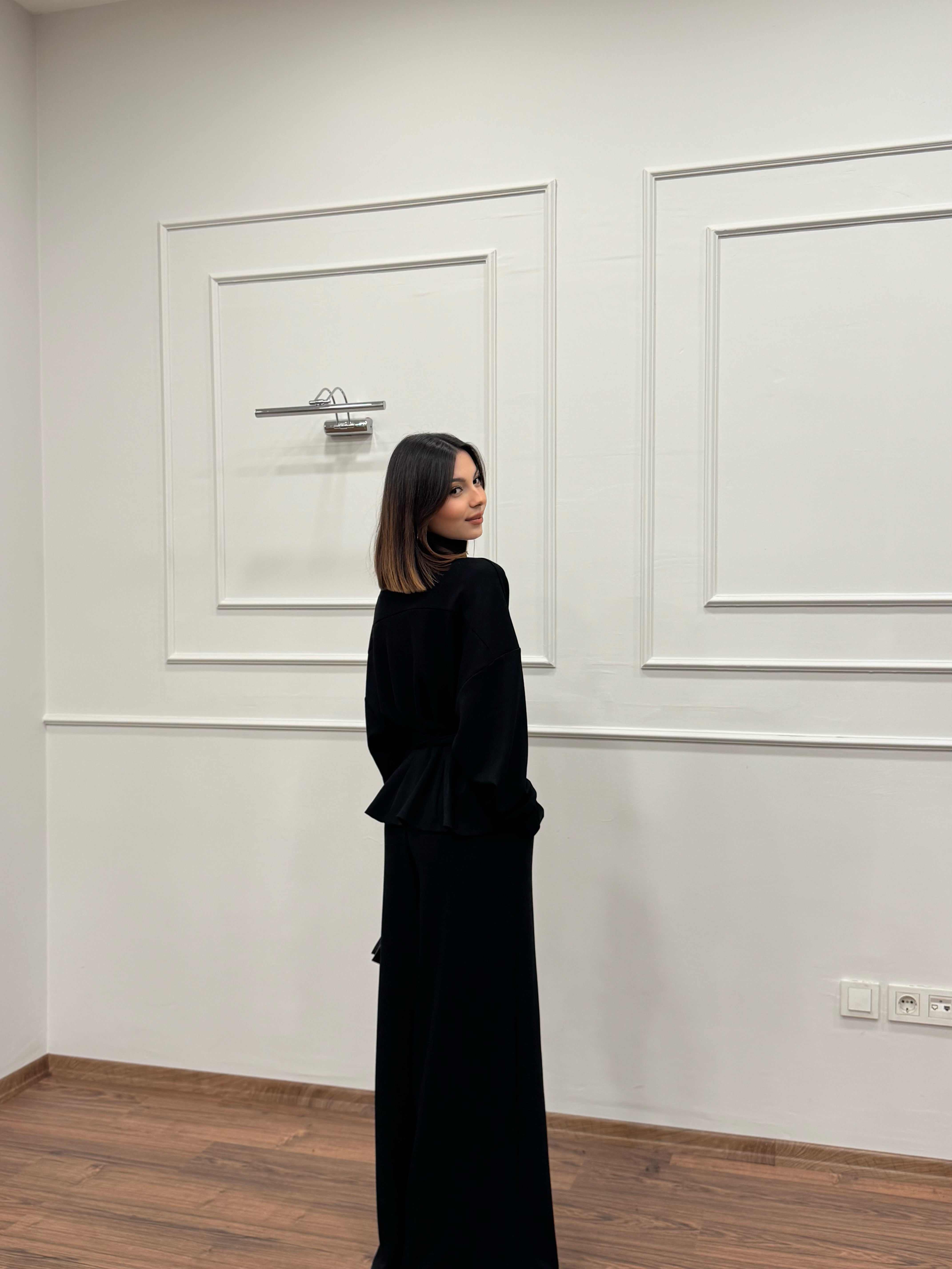 Alya Siyah Ceket Pantolon Takım