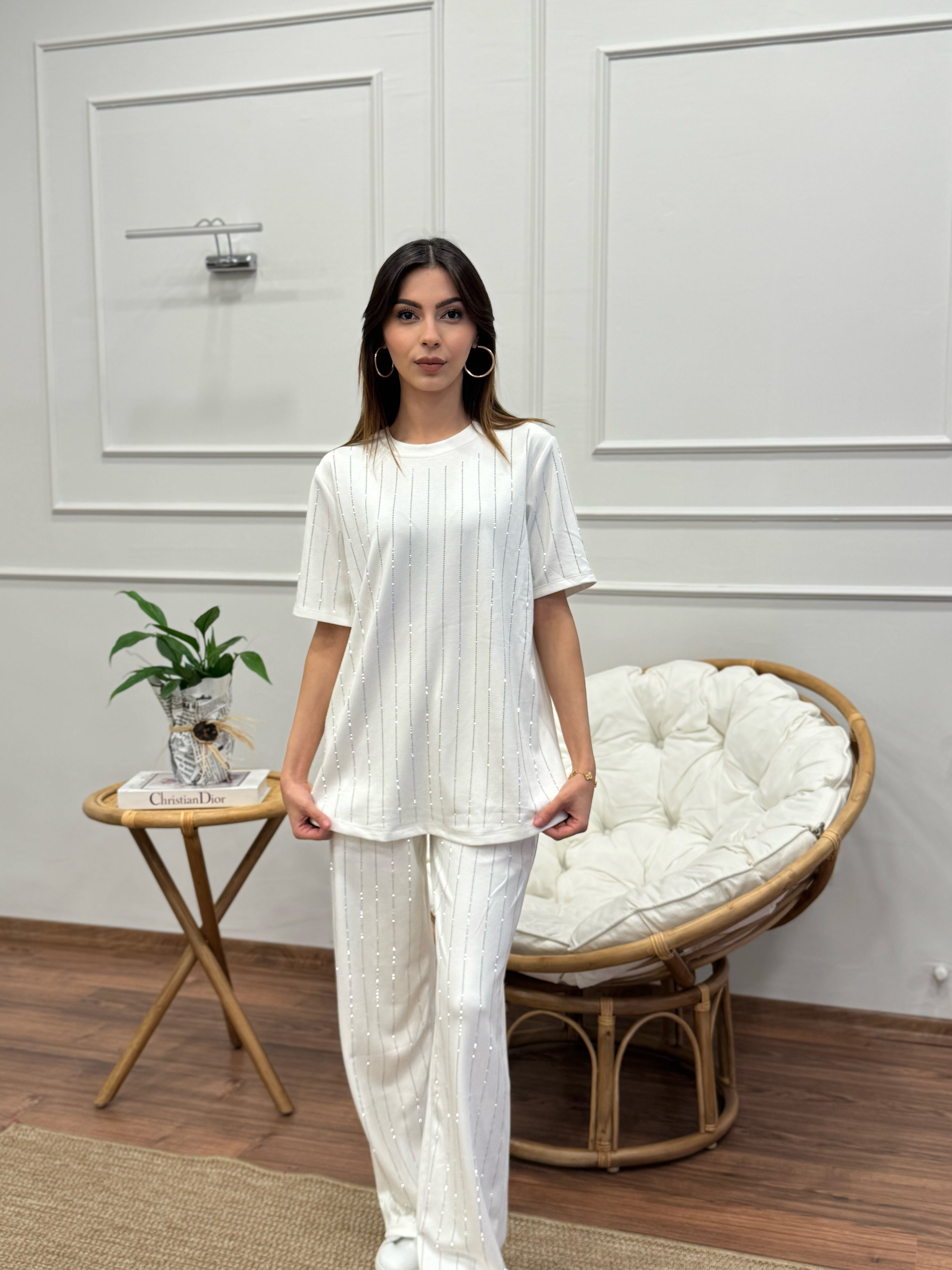 Oys Çizgi Desen Taş Baskı Beyaz Bluz Pantolon Takım