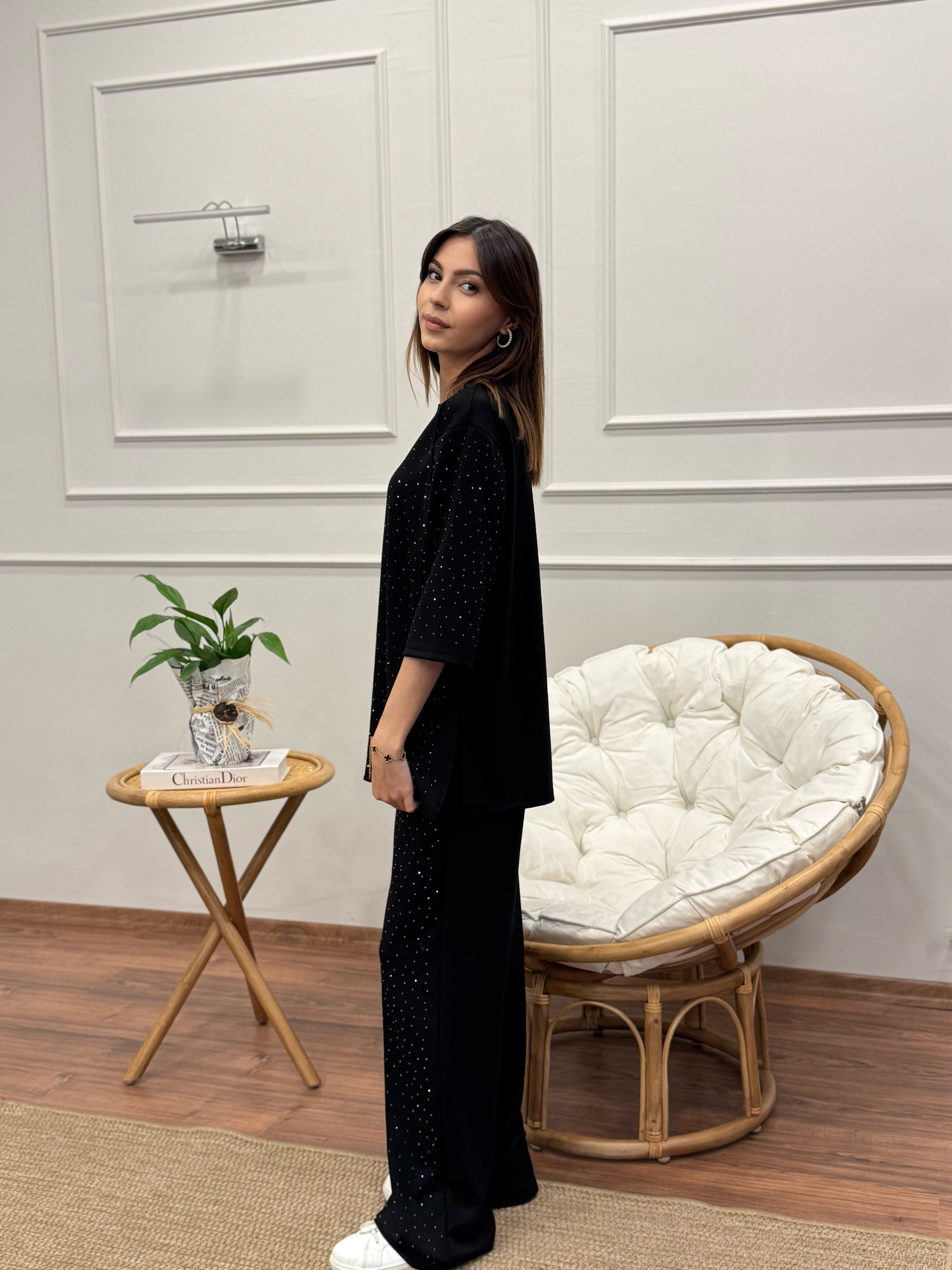 Oys Taş Baskı Siyah Fakir Kol Bluz Pantolon Takım