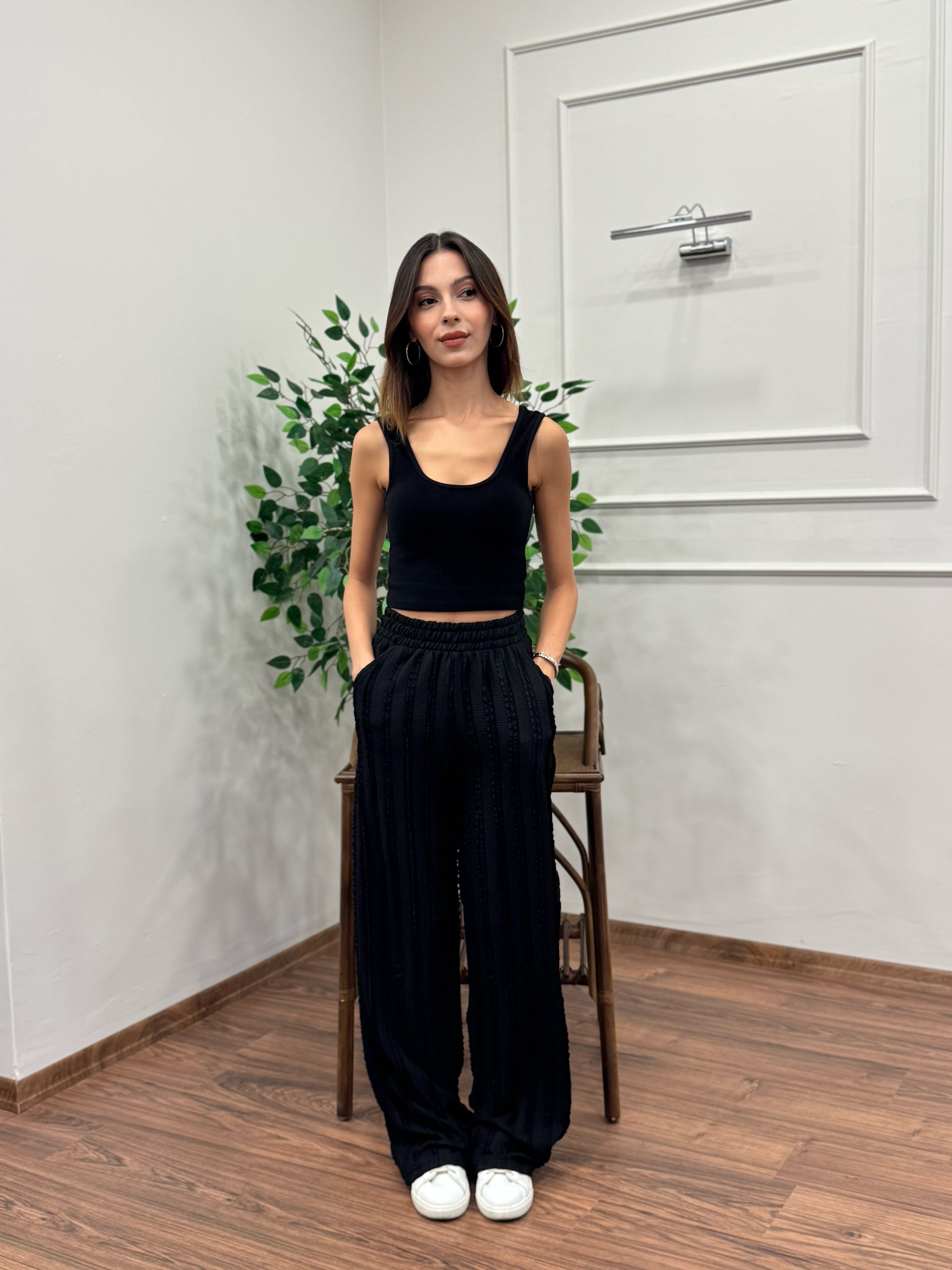 Gagari Kumaş Geniş Kesim Siyah Pantolon