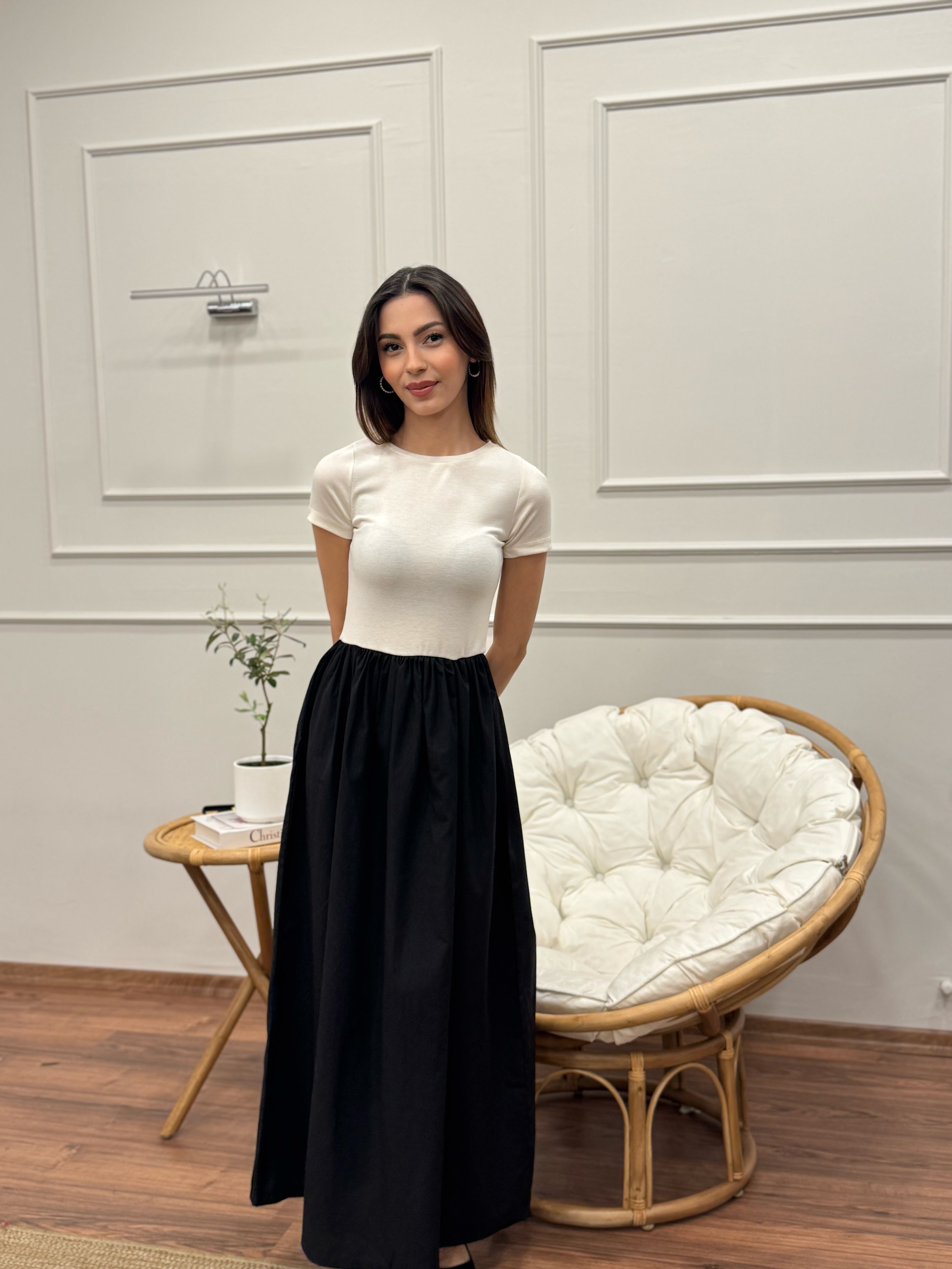 Diana Kloş Kemerli Siyah Elbise