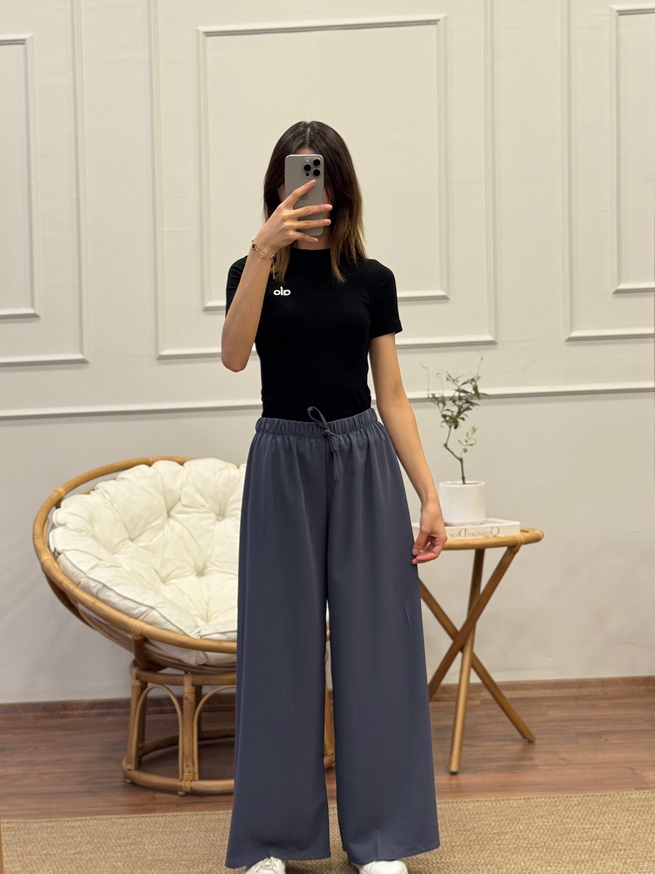 Tensel Kumaş Geniş Kesim Antrasit Pantolon