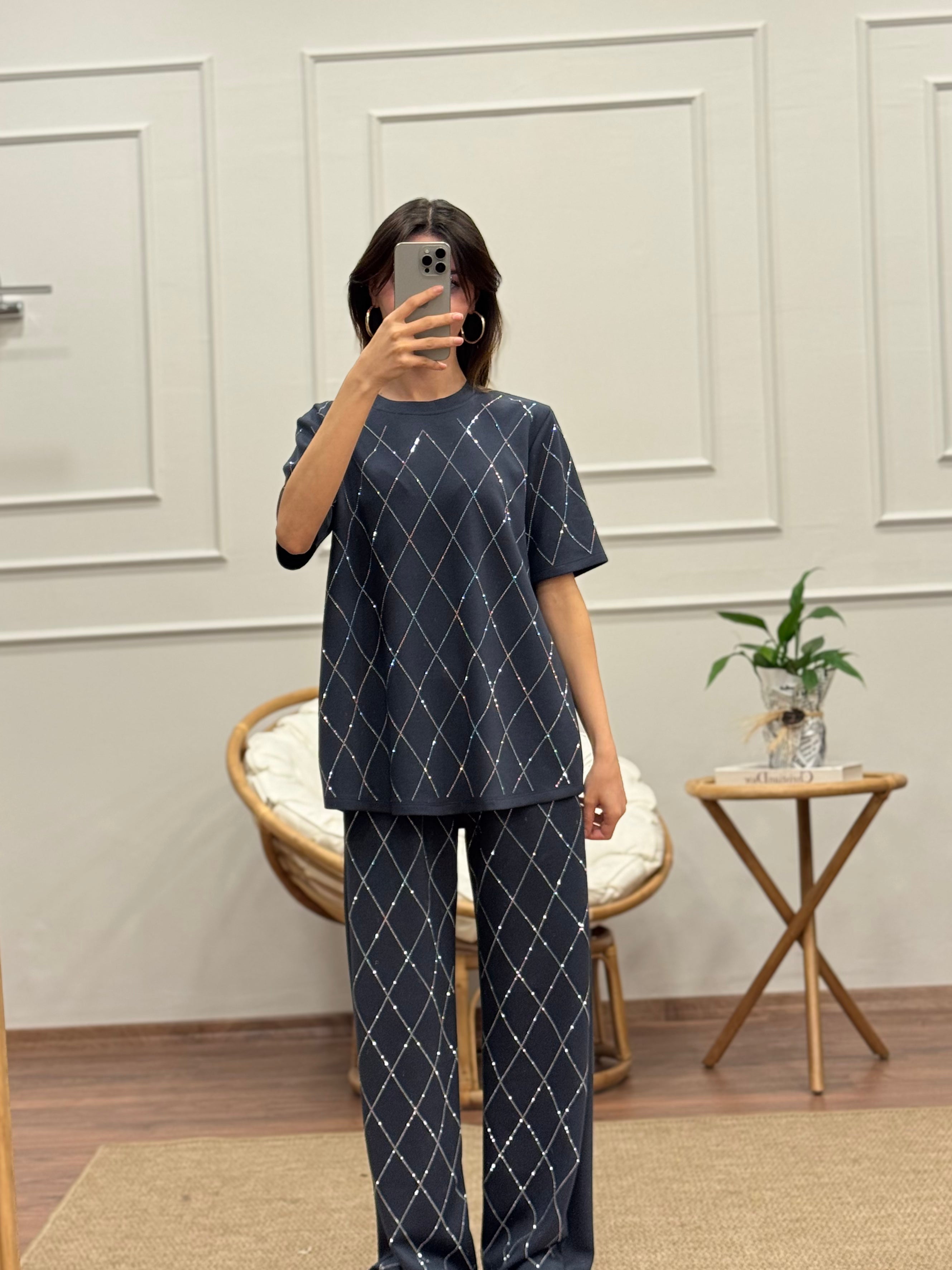 Oys Baklava Desen Taş Baskı Antrasit Bluz Pantolon Takım