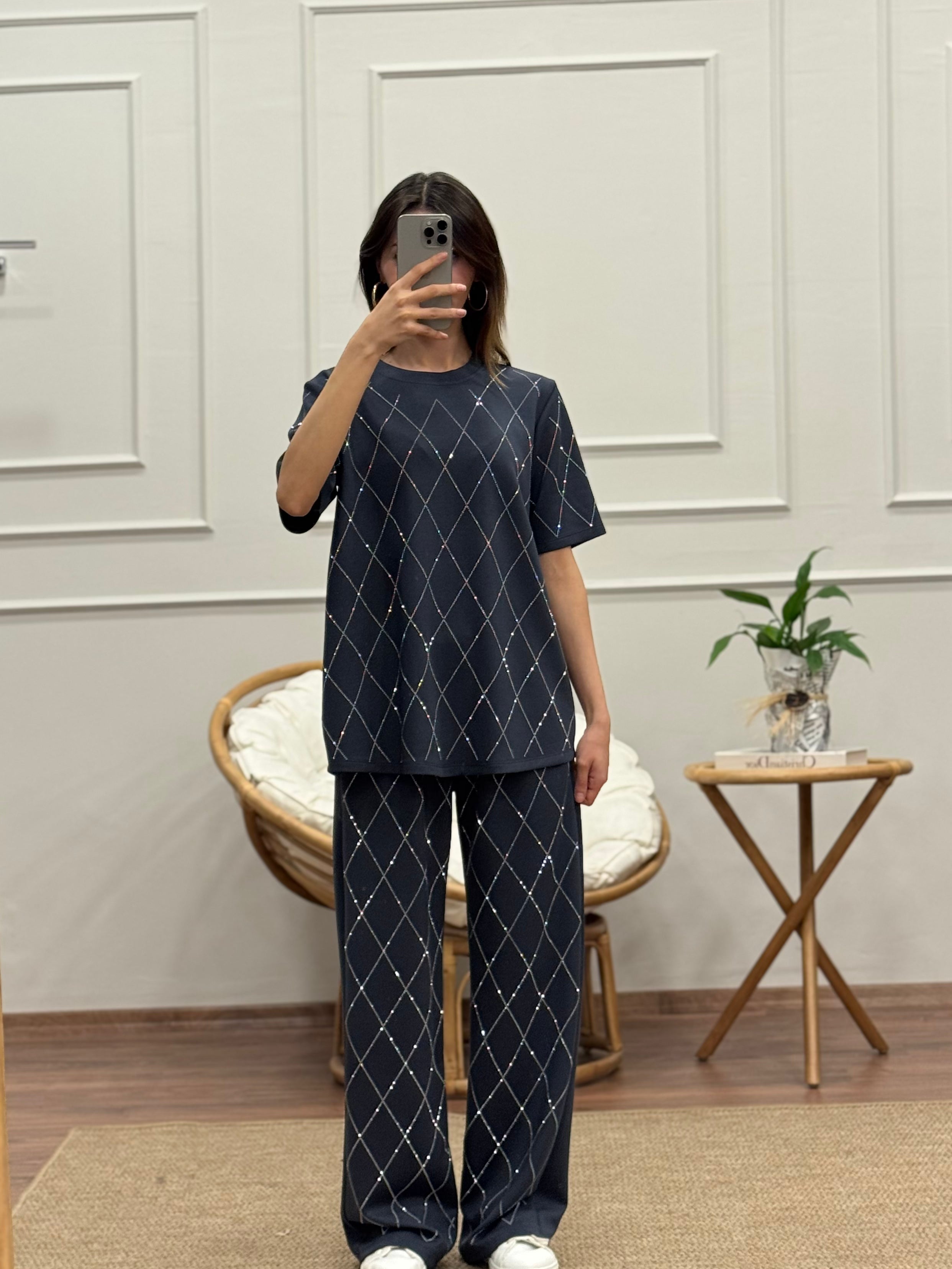 Oys Baklava Desen Taş Baskı Antrasit Bluz Pantolon Takım