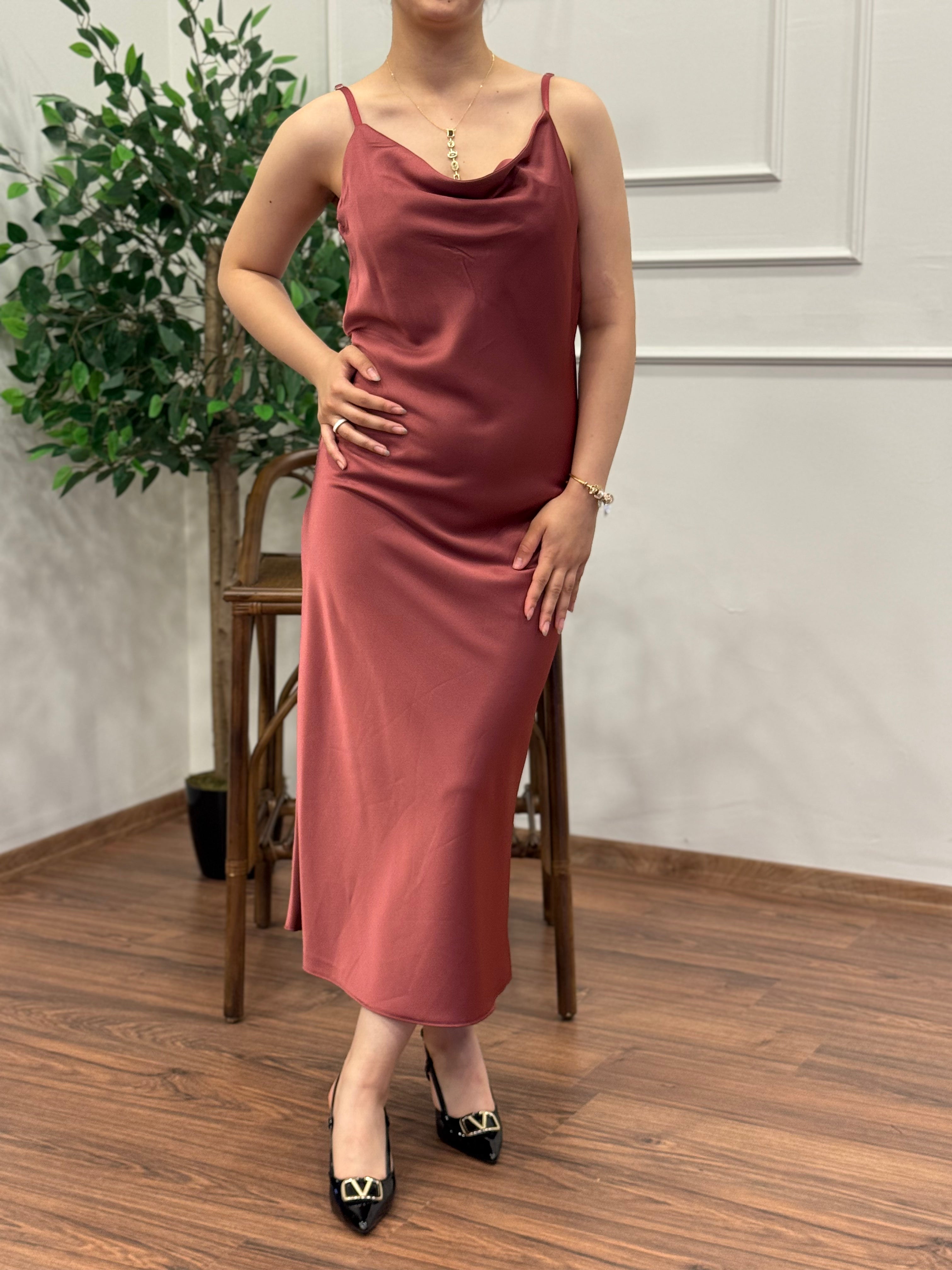 Saten İp Askılı Kahve Elbise