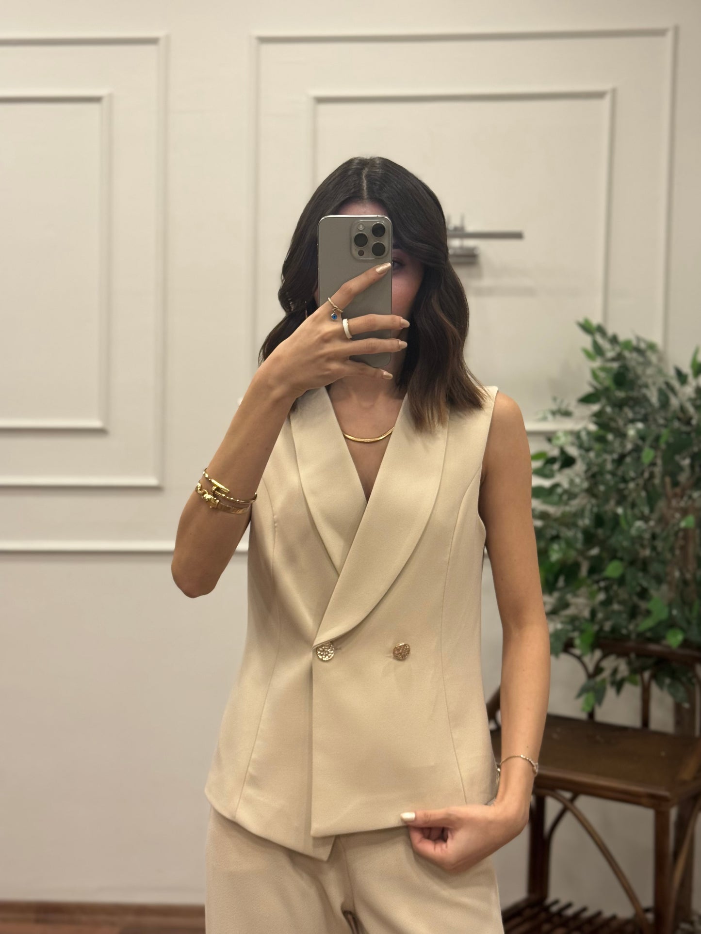 Layla Premium Asimetrik Kesim Krem Yelek