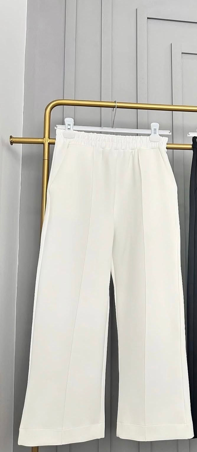 Megi Scuba Yırtmaç Detay Beyaz Pantolon