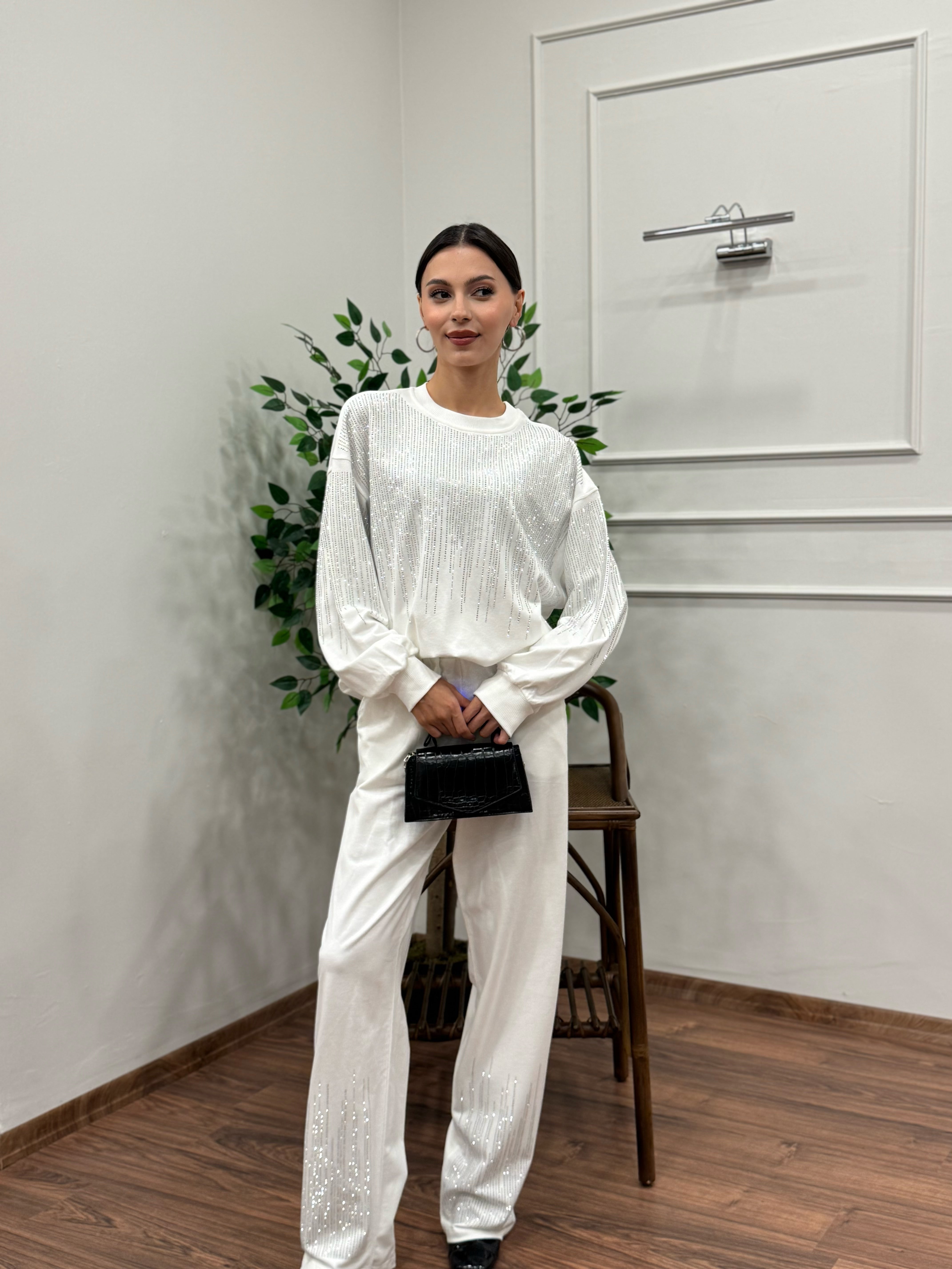 Saçak Taşlı Bluz Pantolon Beyaz Takım