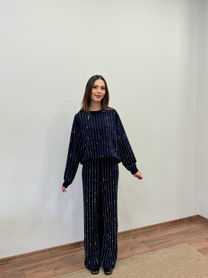 Çizgi Desen Taşlı Lacivert Takım
