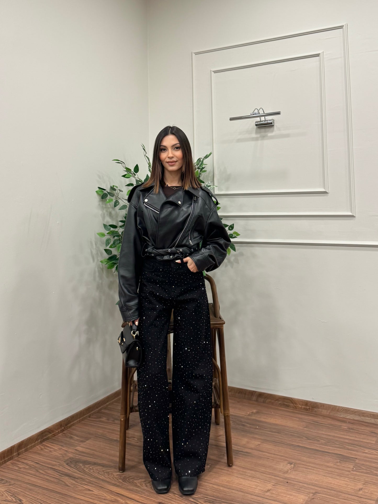Premium Ön Arka Taşlı Siyah Jean