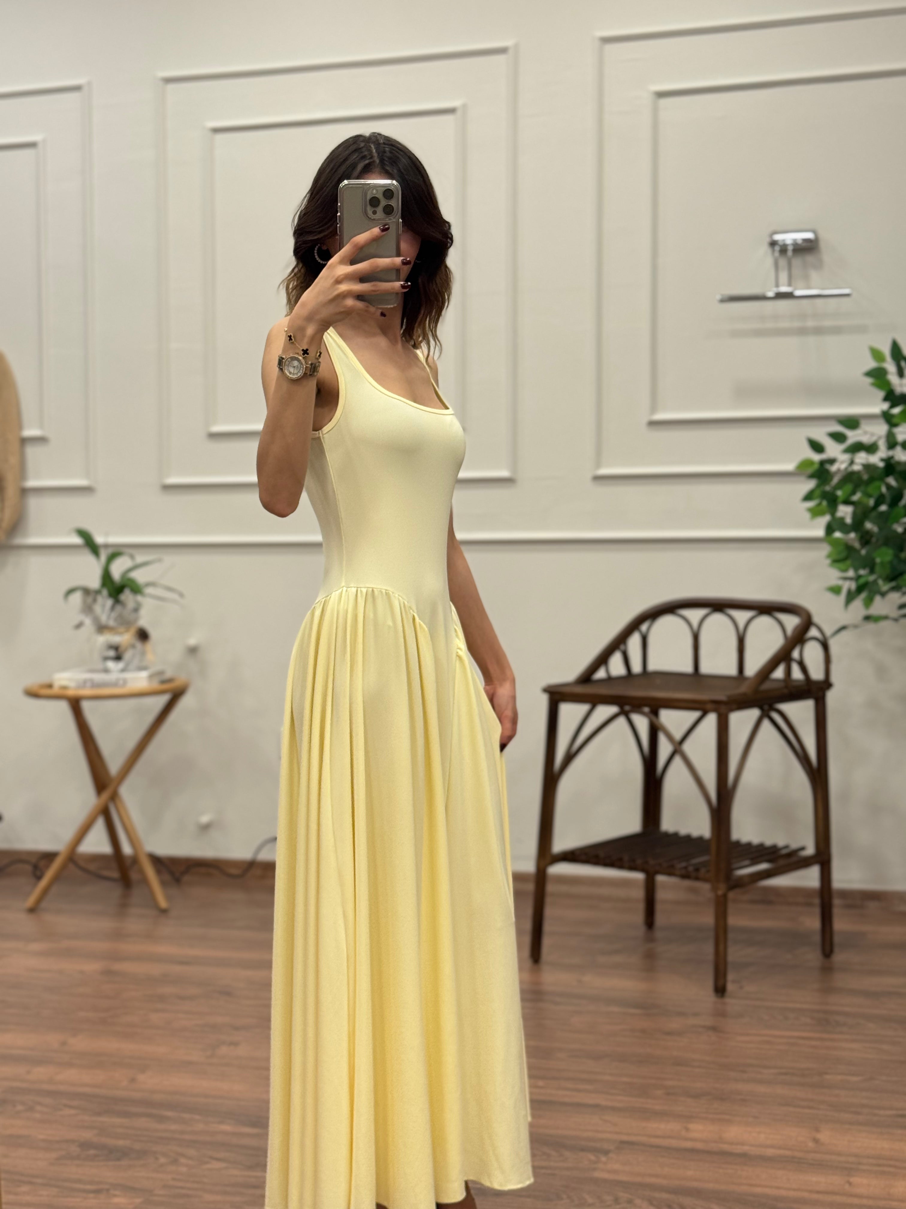 Amore Bele Oturan Sarı Balon Elbise