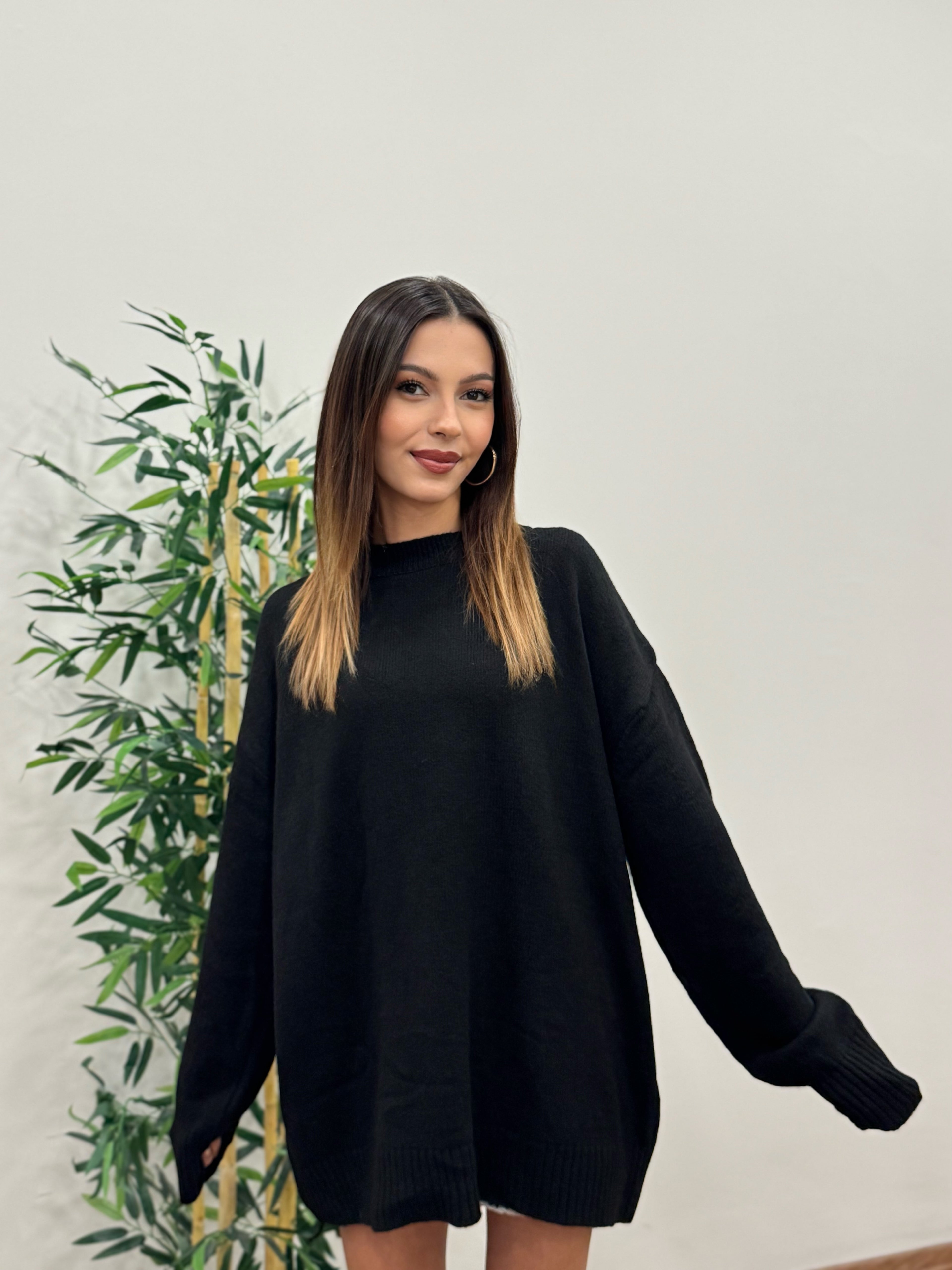 Massi Oversize Siyah Kazak