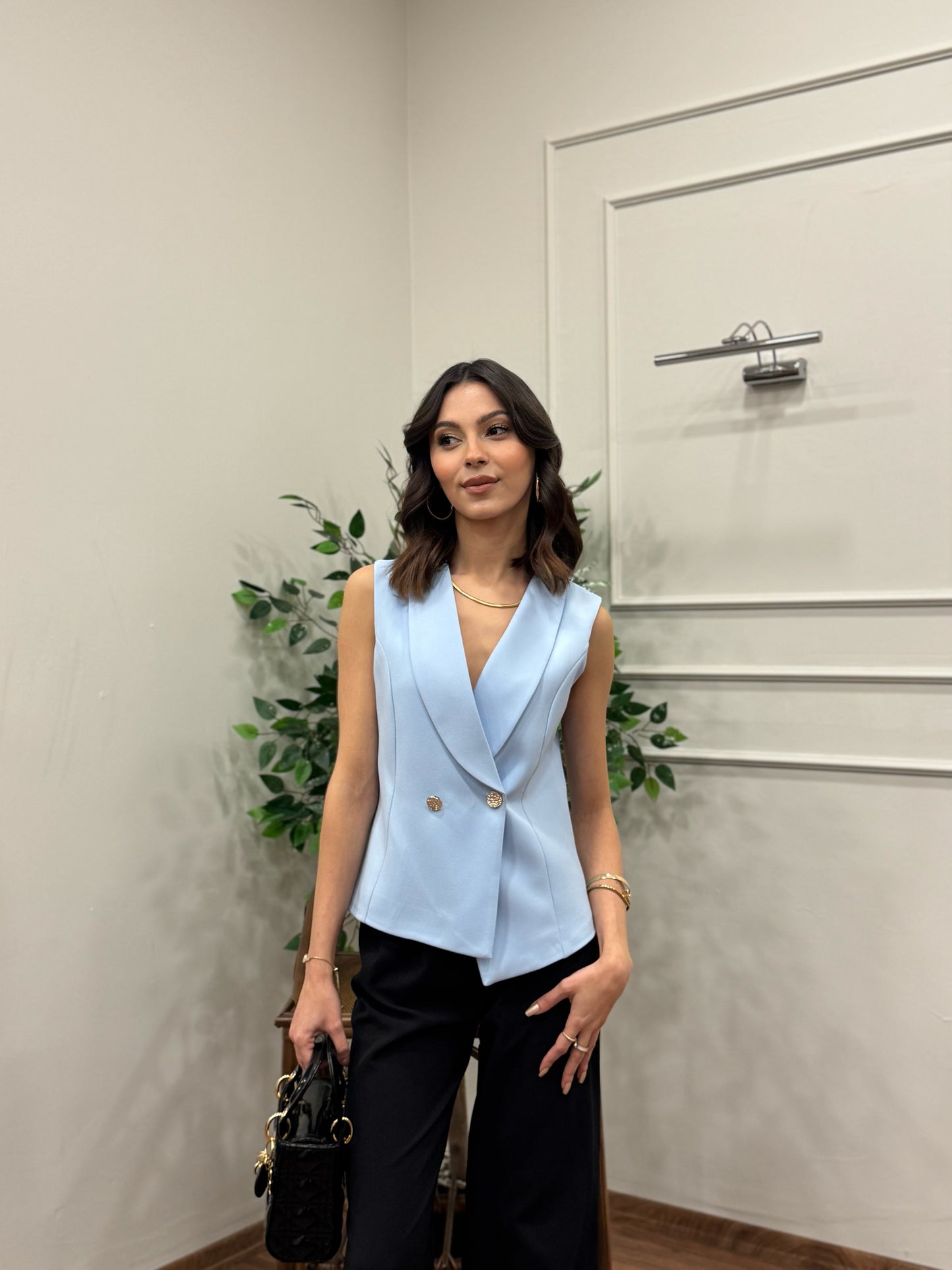 Layla Premium Asimetrik Kesim Bebe Mavi Yelek