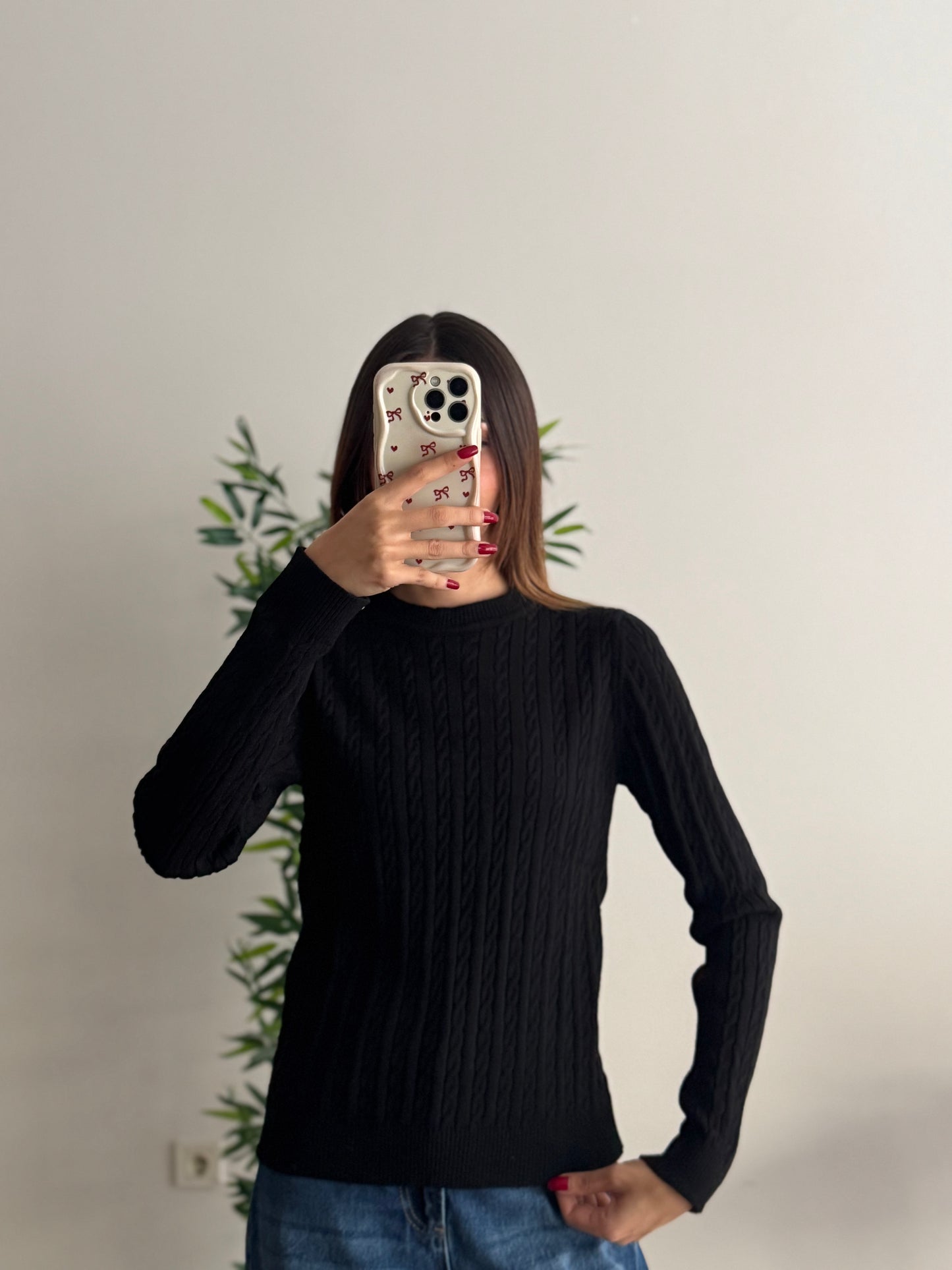 Örgü Detay Siyah Bluz