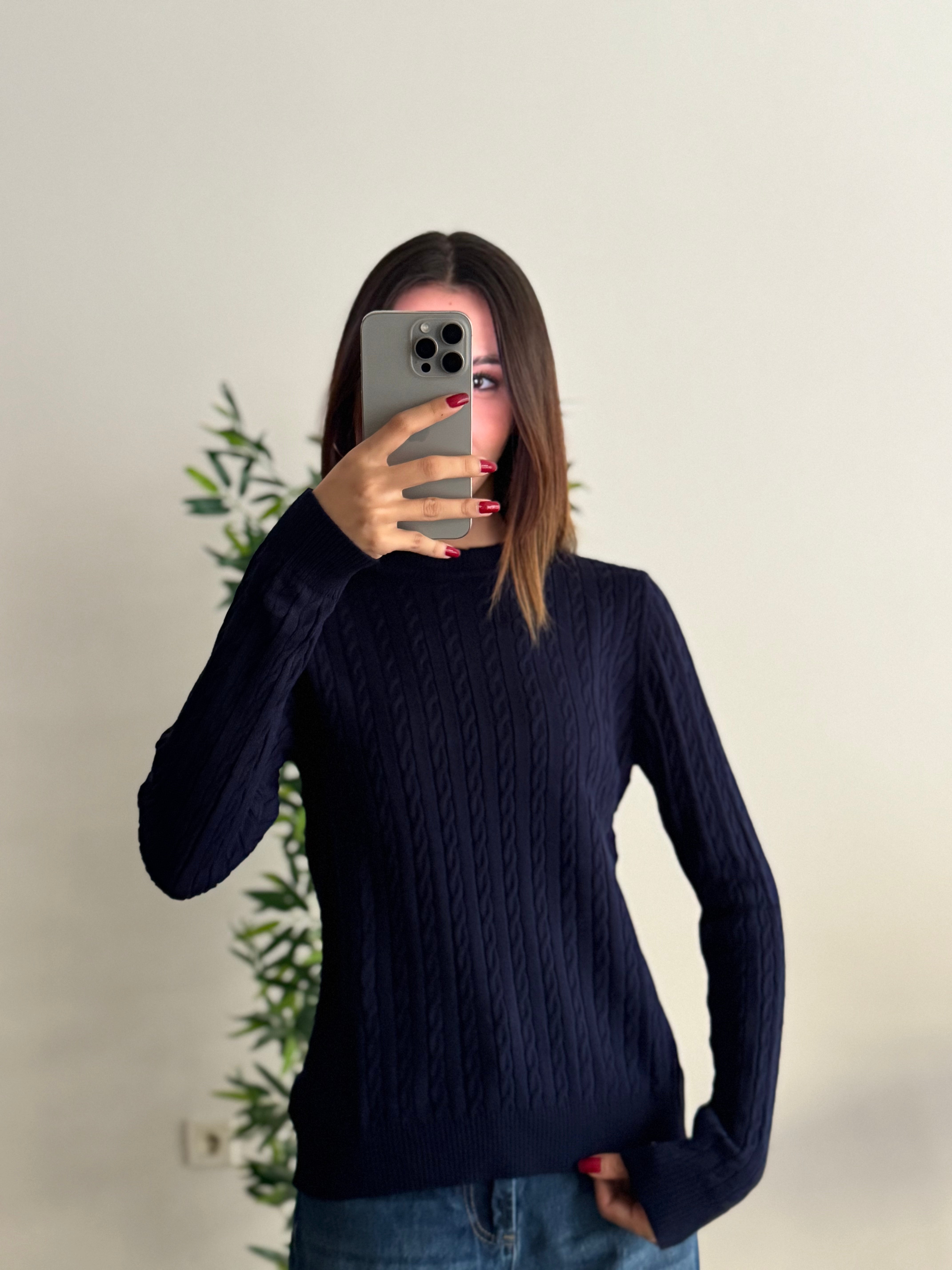 Örgü Detay Lacivert Bluz