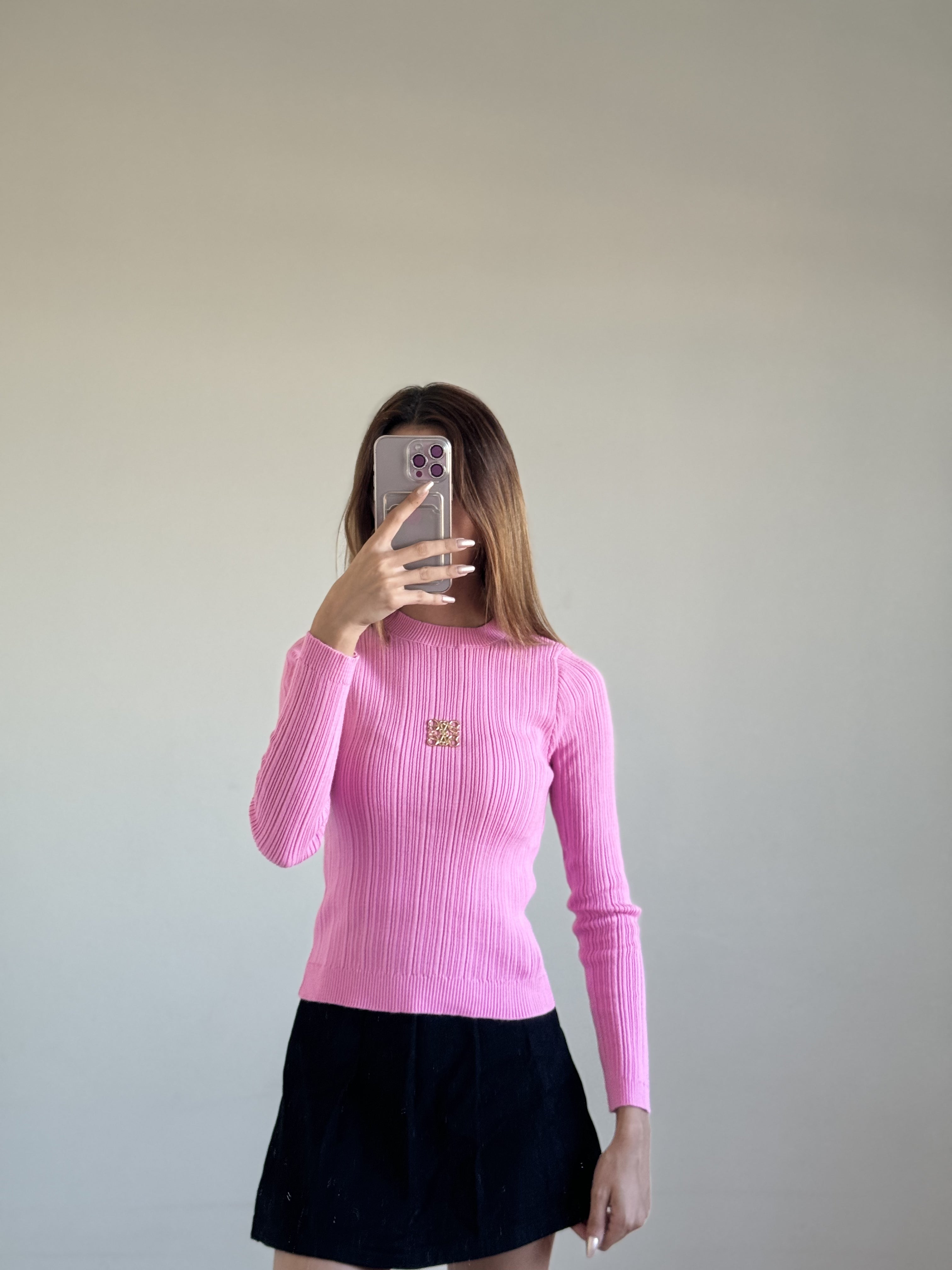 Pembe Aksesuar Detay Marka Muadil Triko Bluz