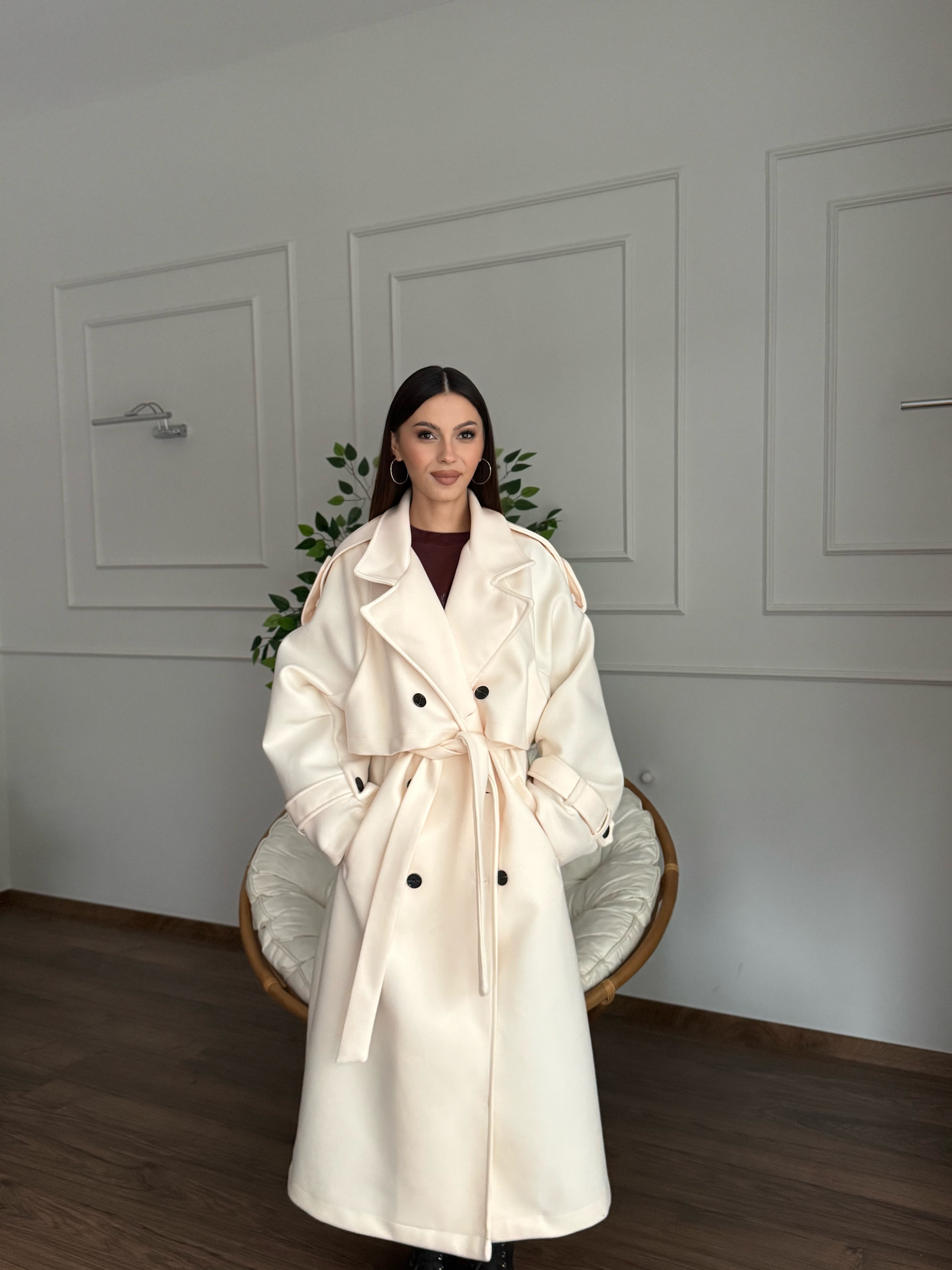 Rüzgarlık Detaylı Ekru Kaşe Kaban