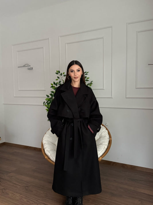 Rüzgarlık Detaylı Siyah Kaşe Kaban