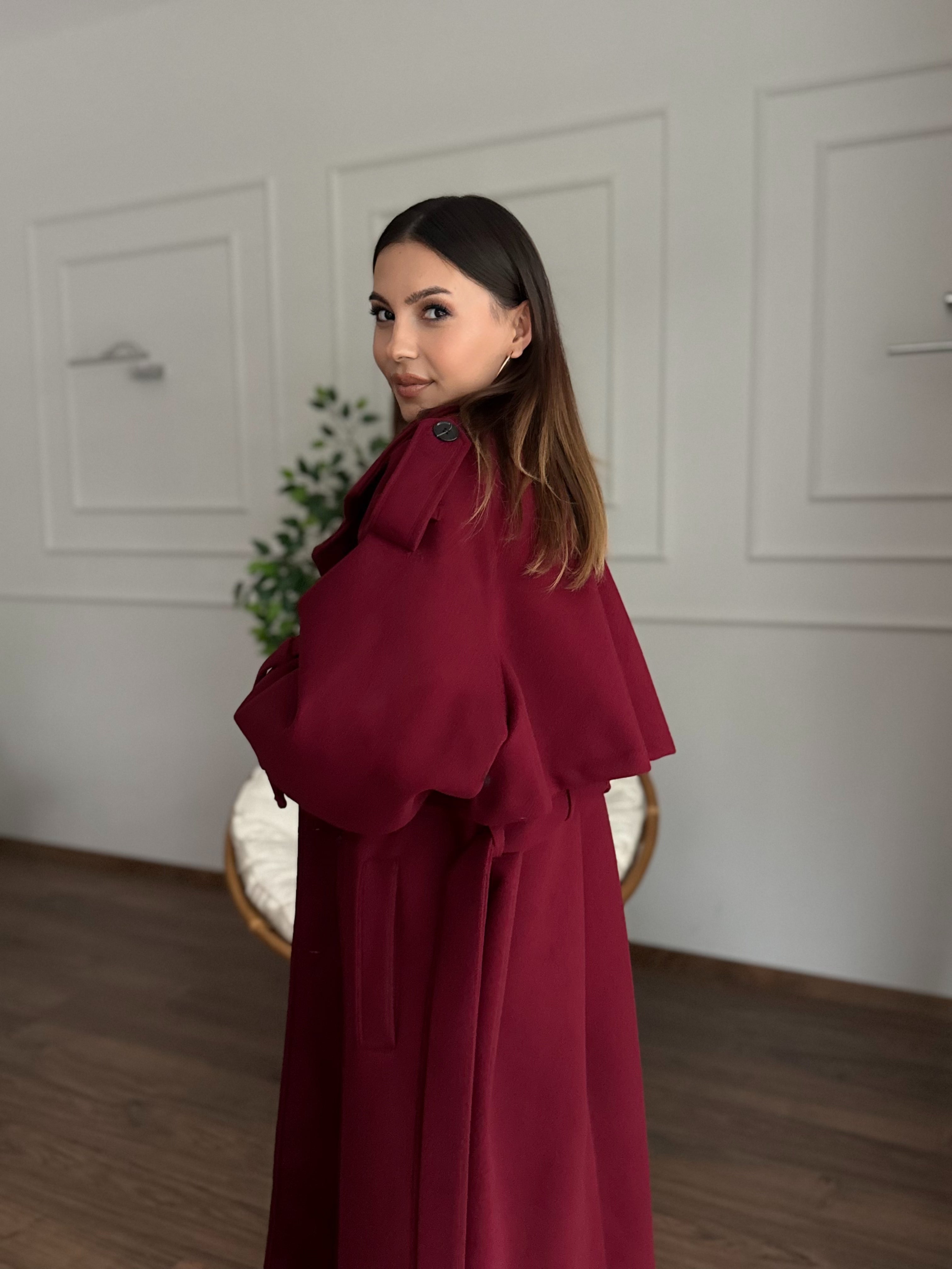 Rüzgarlık Detaylı Bordo Kaşe Kaban