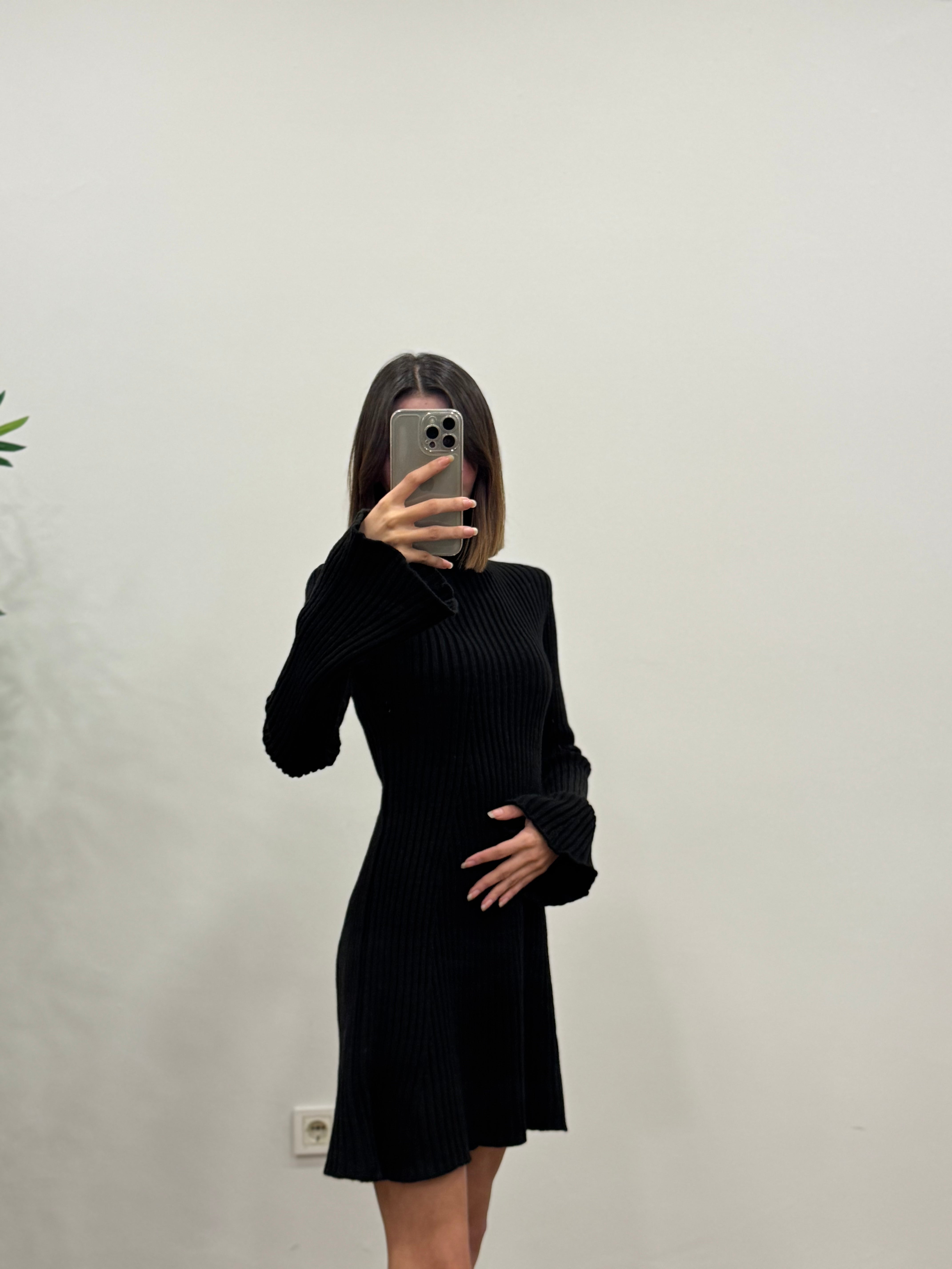 Triko İspanyol Pinterest Siyah Elbise