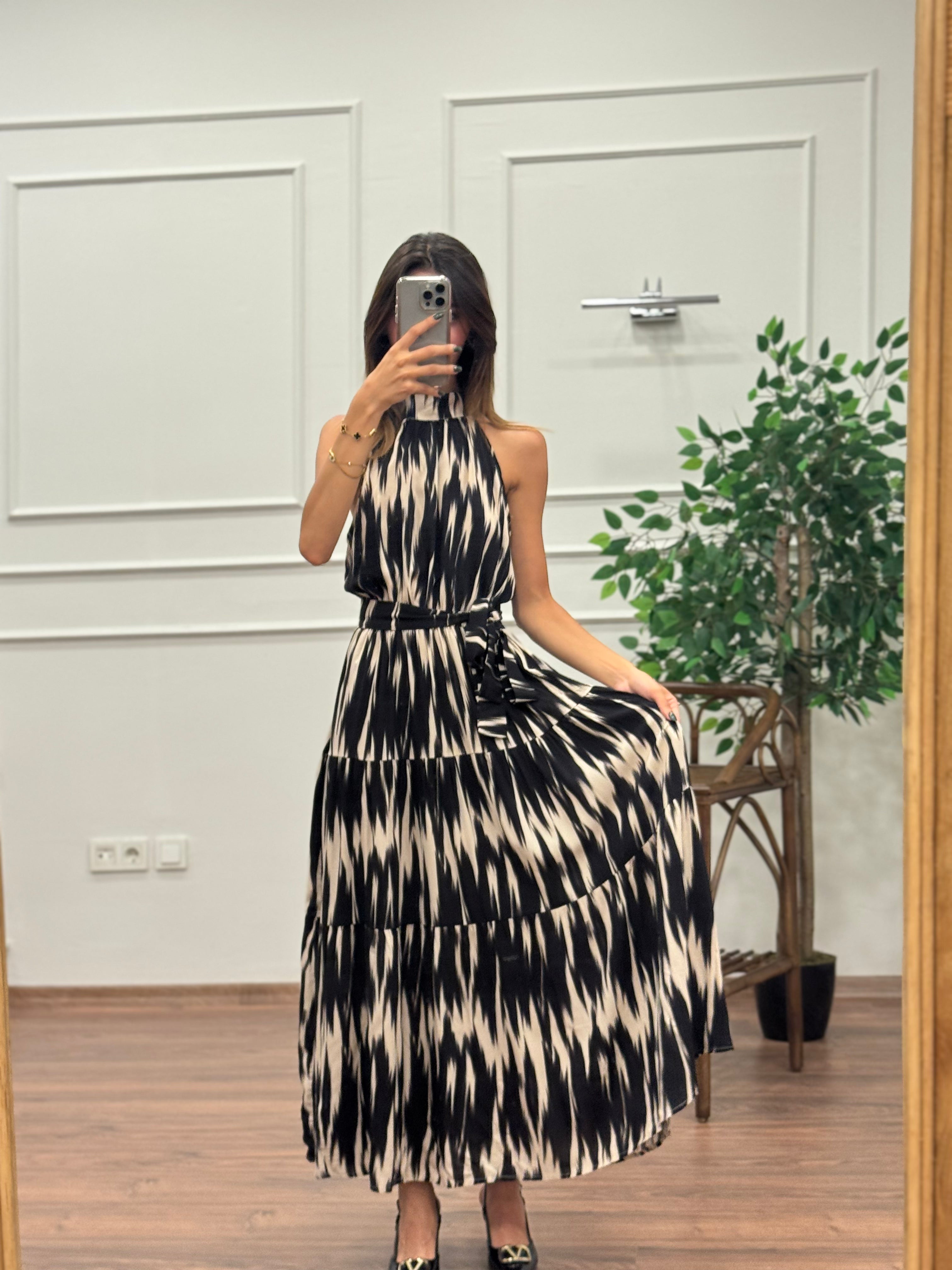 Viskon Kumaş Etnik Desen Siyah Elbise