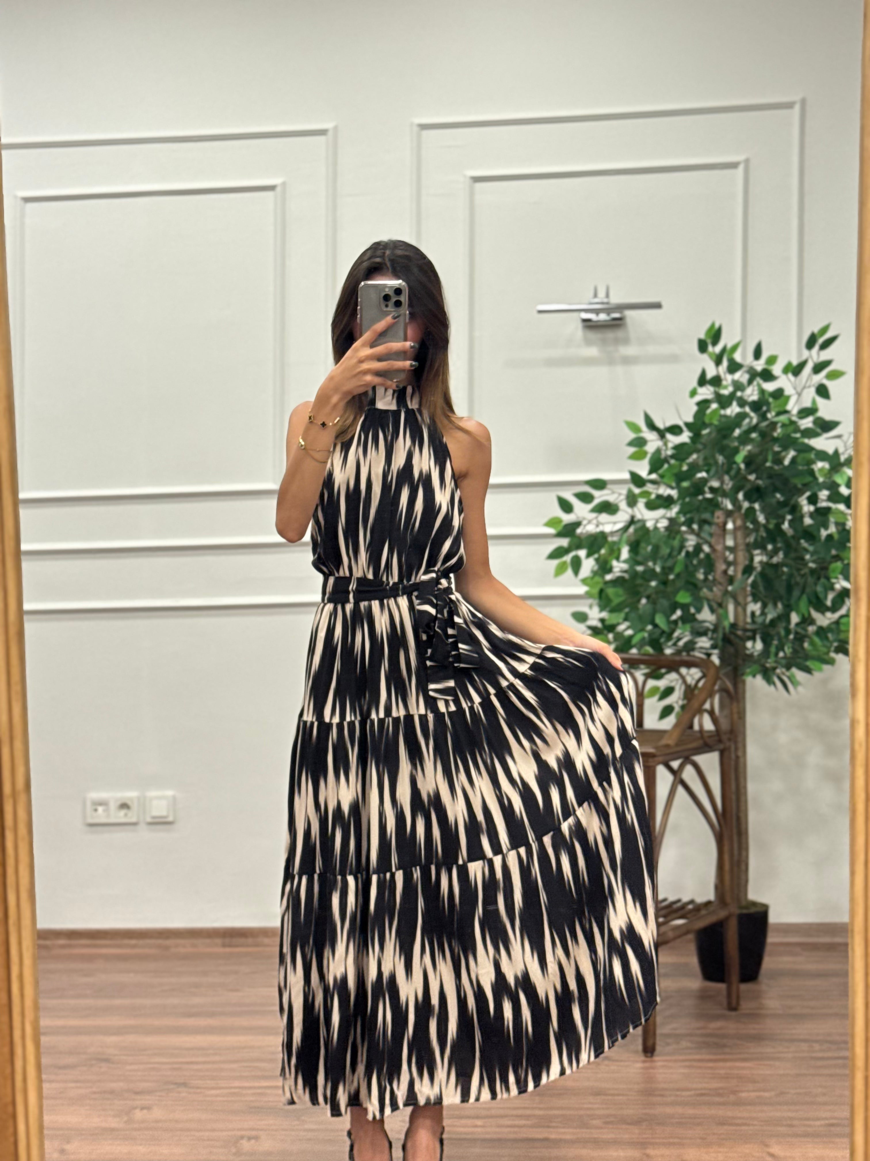 Viskon Kumaş Etnik Desen Siyah Elbise