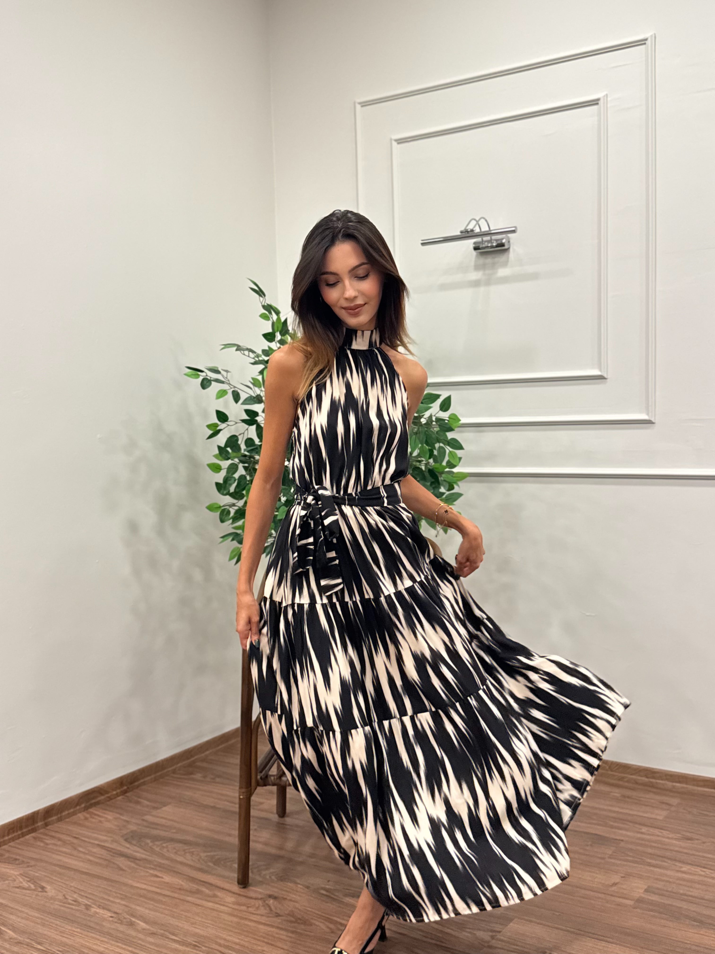 Viskon Kumaş Etnik Desen Siyah Elbise