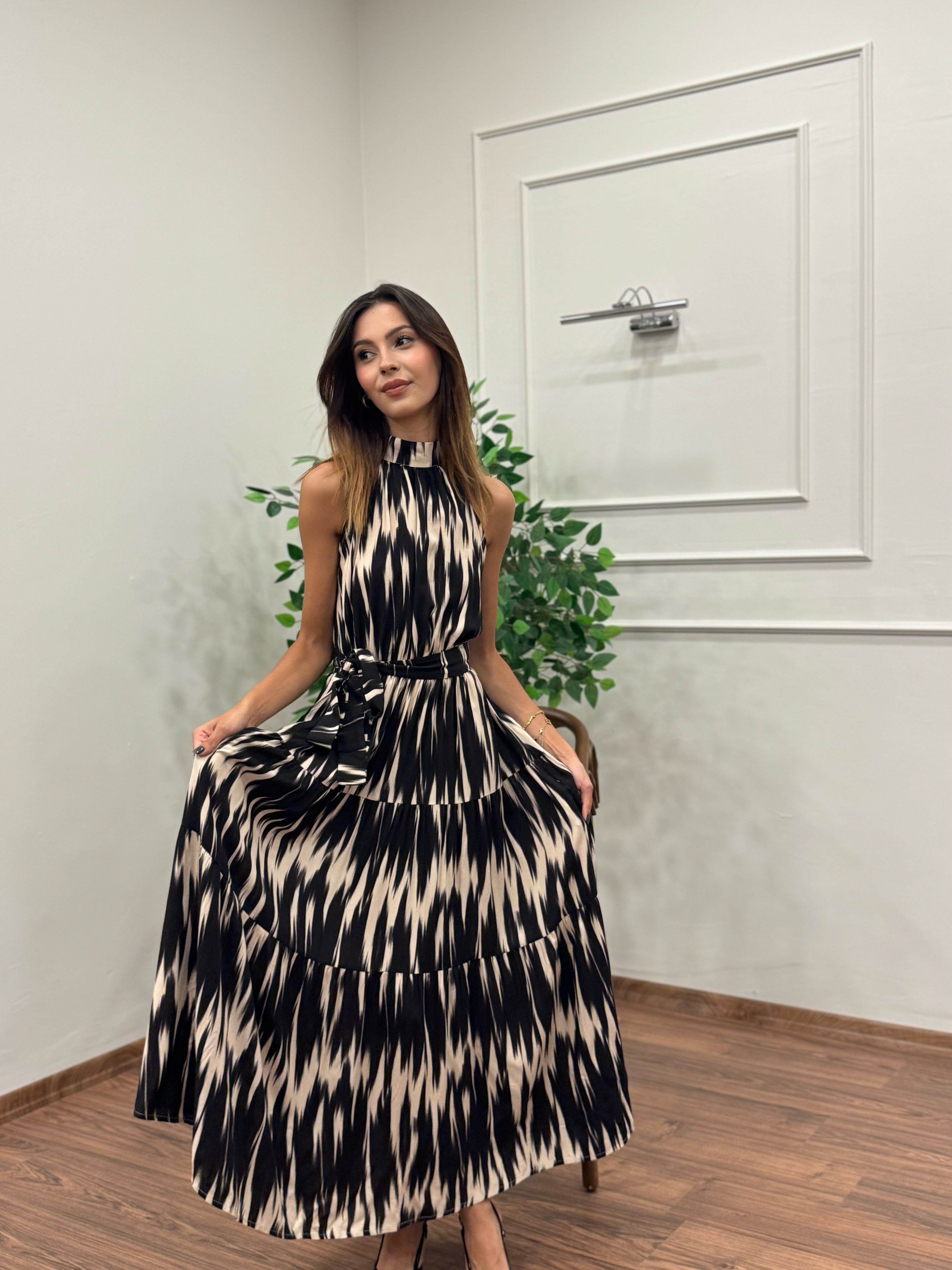 Viskon Kumaş Etnik Desen Siyah Elbise