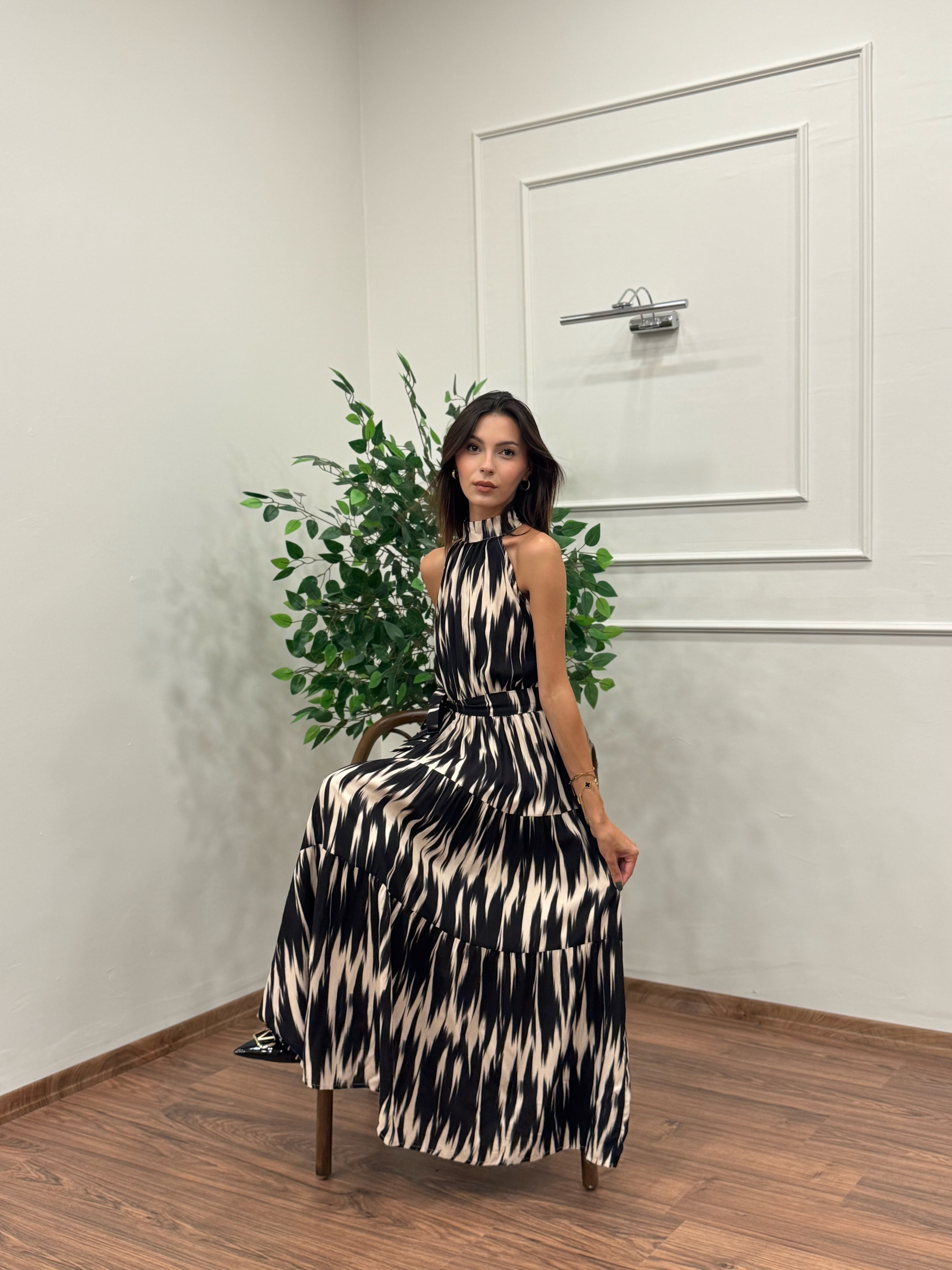 Viskon Kumaş Etnik Desen Siyah Elbise