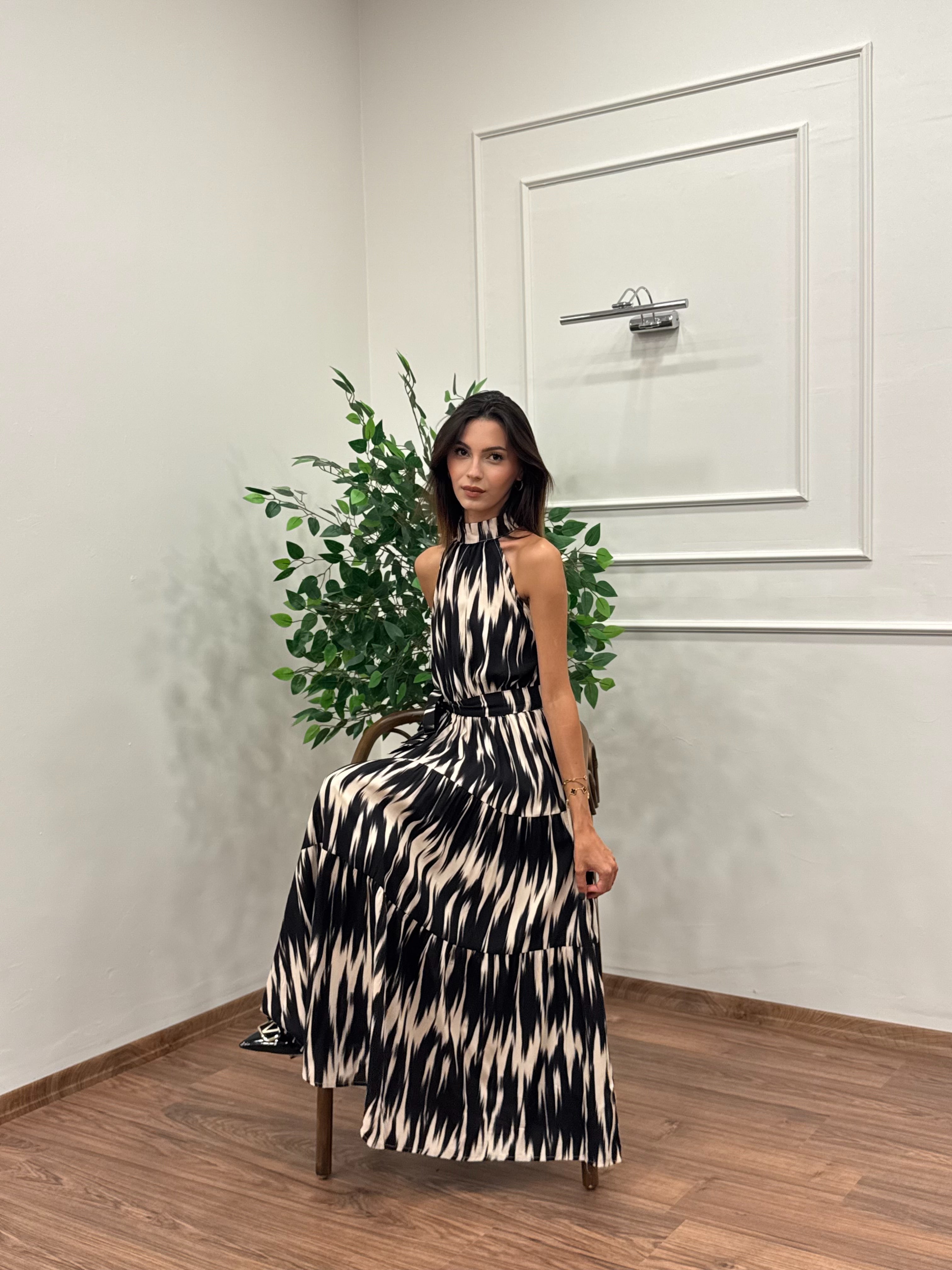 Viskon Kumaş Etnik Desen Siyah Elbise