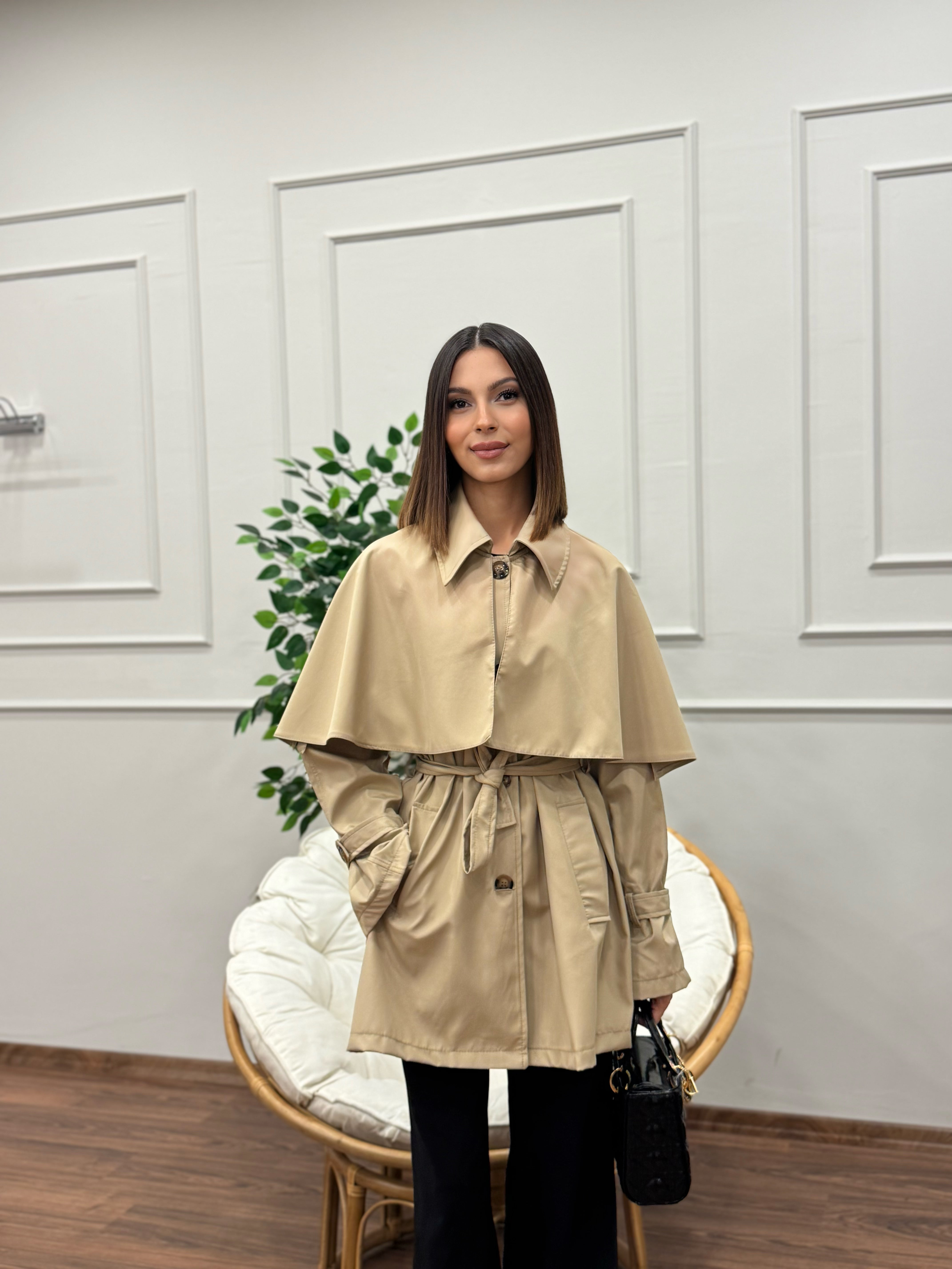 Veronica Pelerinli Bej Trençkot