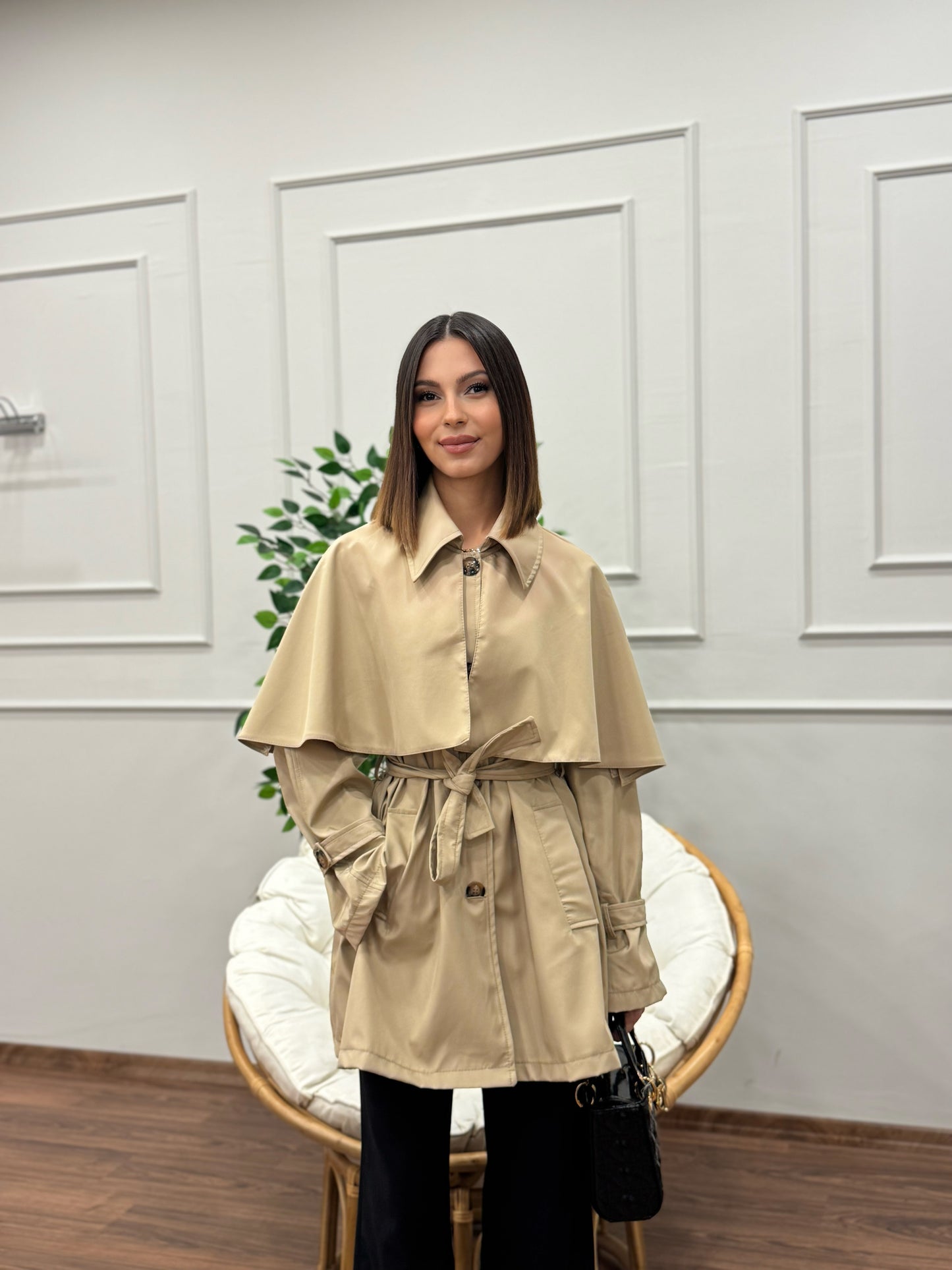 Veronica Pelerinli Bej Trençkot