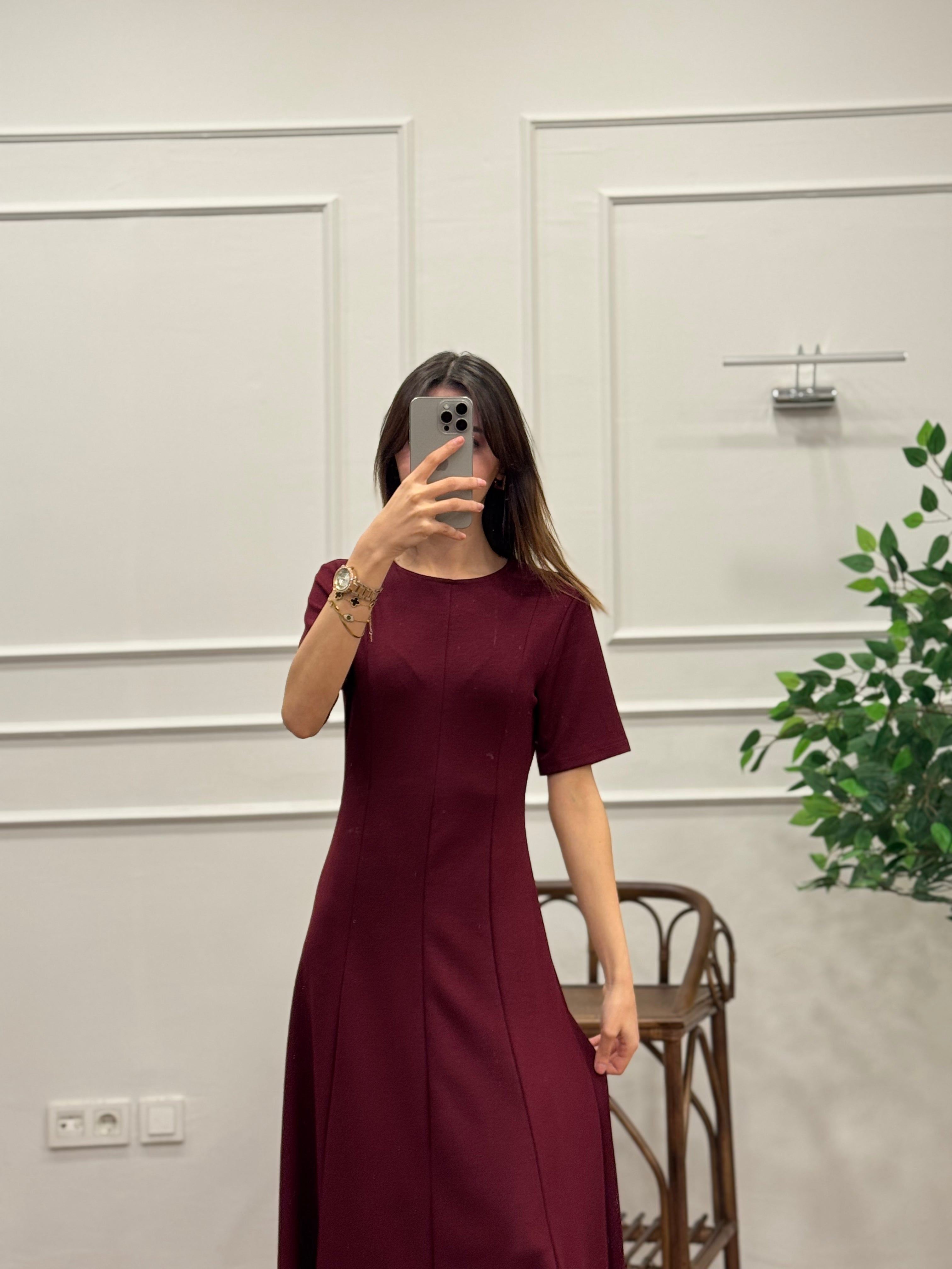 Oysh Önü Garnili Bordo Kloş Elbise